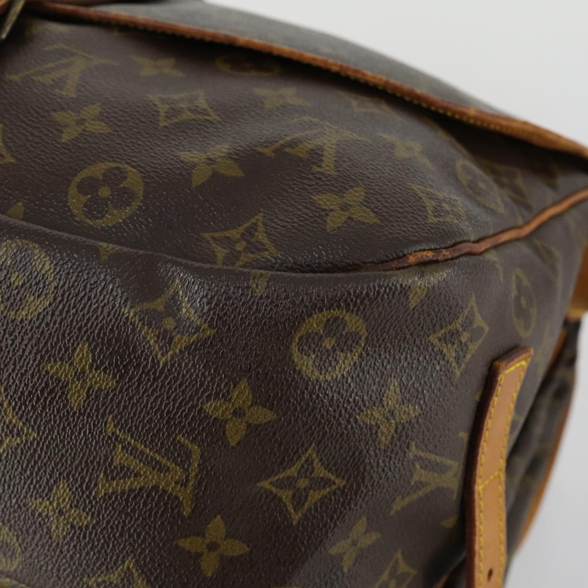 LOUIS VUITTON Monogram Saumur 35 Shoulder Bag M42254 LV Auth ka1066