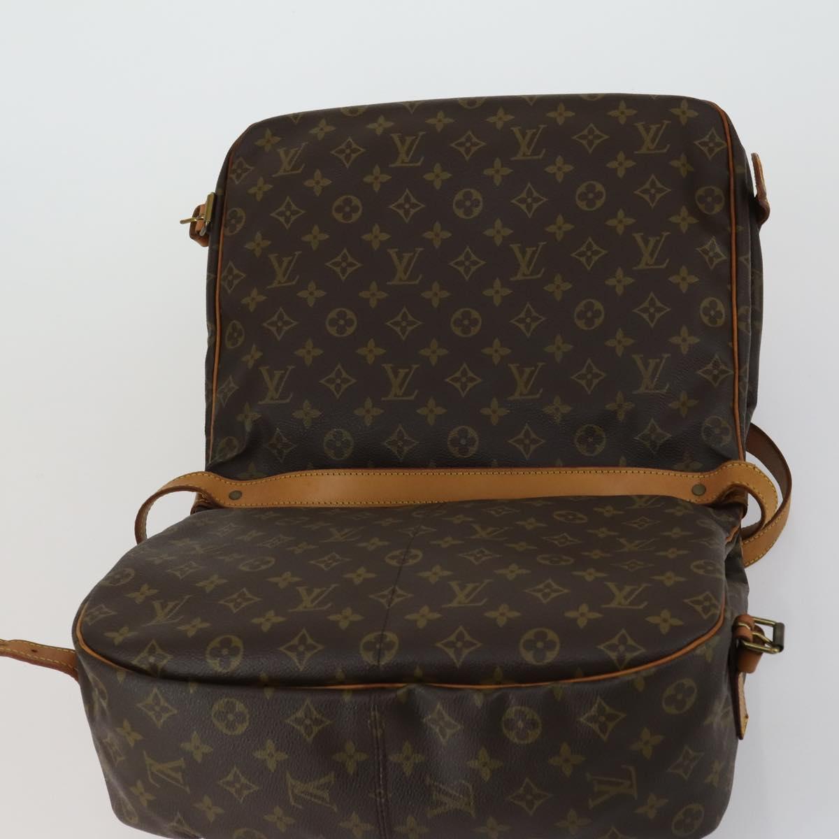 LOUIS VUITTON Monogram Saumur 35 Shoulder Bag M42254 LV Auth ka1066