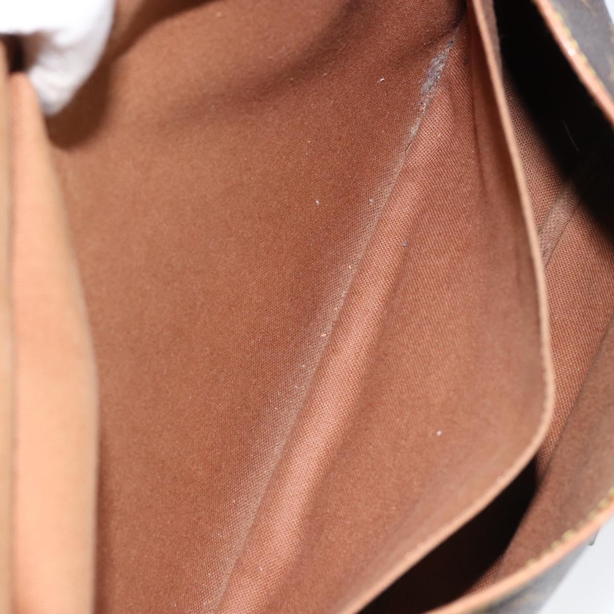 LOUIS VUITTON Monogram Saumur 30 Shoulder Bag M42256 LV Auth ka110