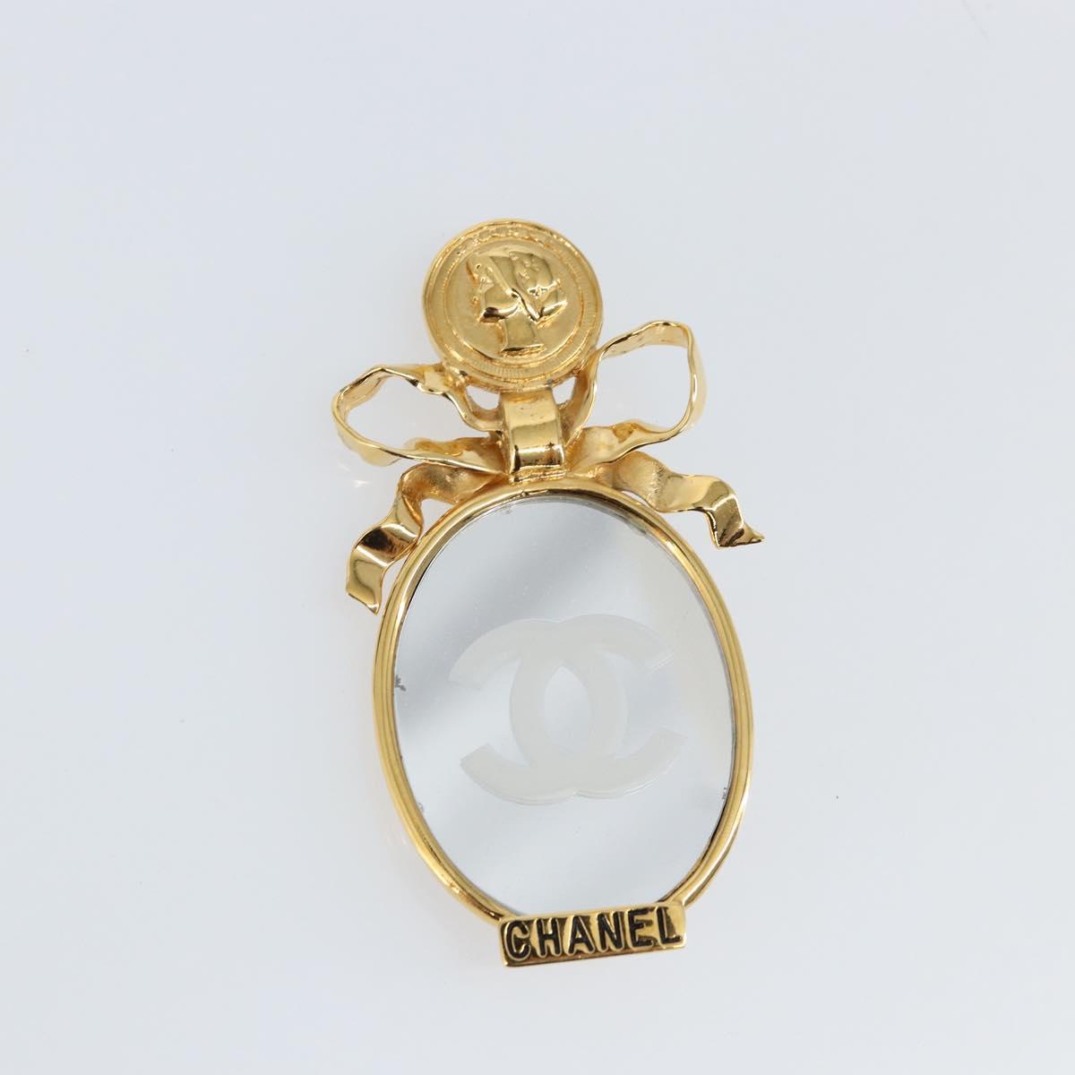 CHANEL Brooch metal Gold Tone CC Auth ka1106V