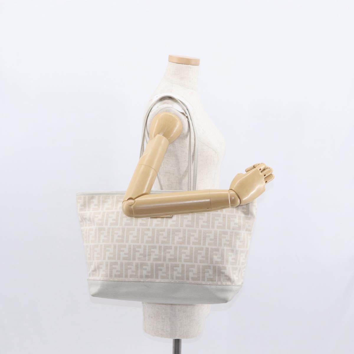 FENDI Zucca Canvas Tote Bag Beige Gold Auth ka1157