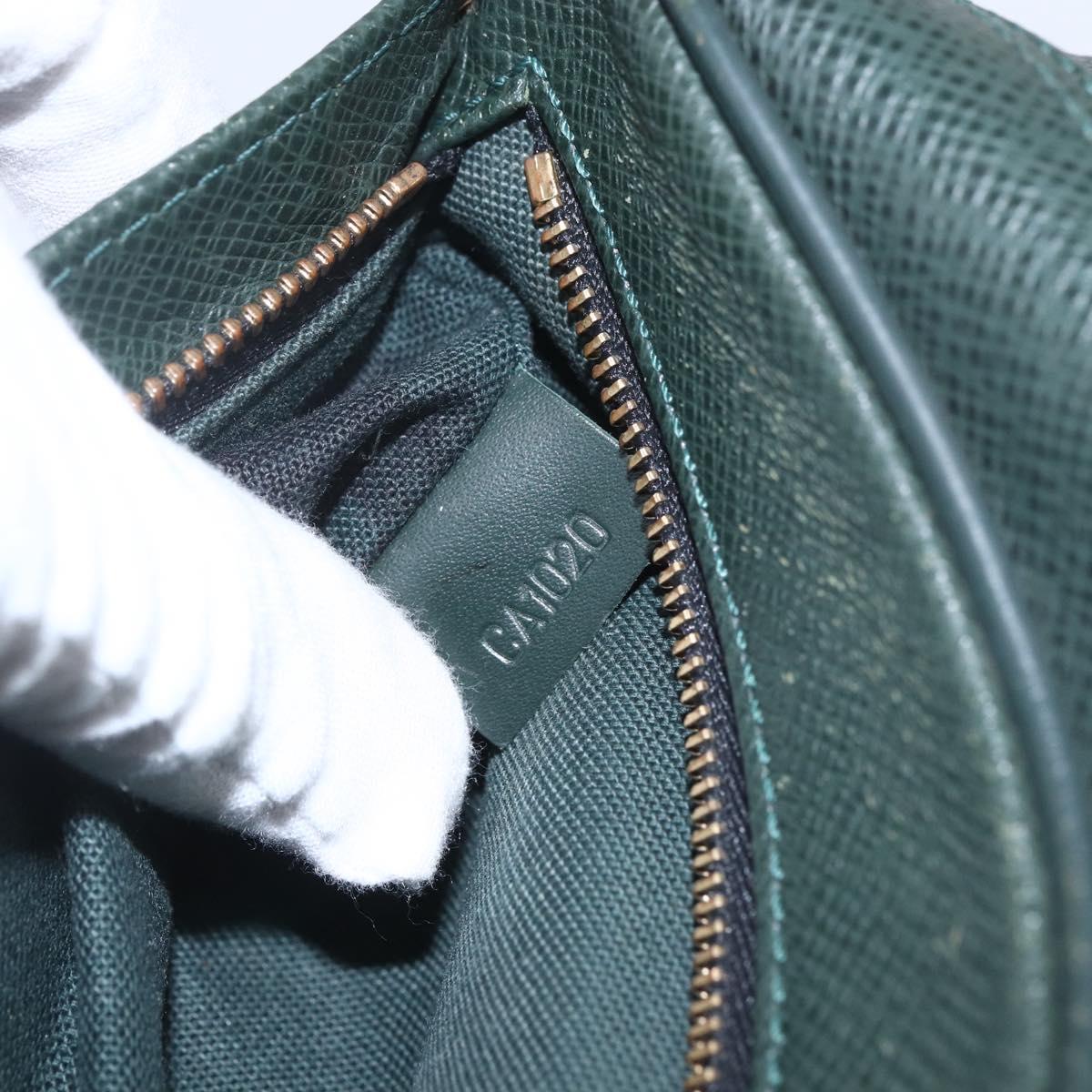 LOUIS VUITTON Taiga Karga Clutch Bag Epicea M30814 LV Auth ka1191