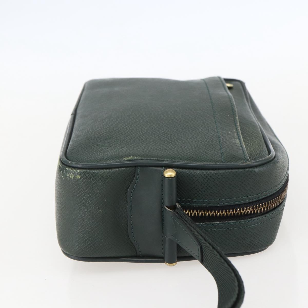 LOUIS VUITTON Taiga Karga Clutch Bag Epicea M30814 LV Auth ka1191
