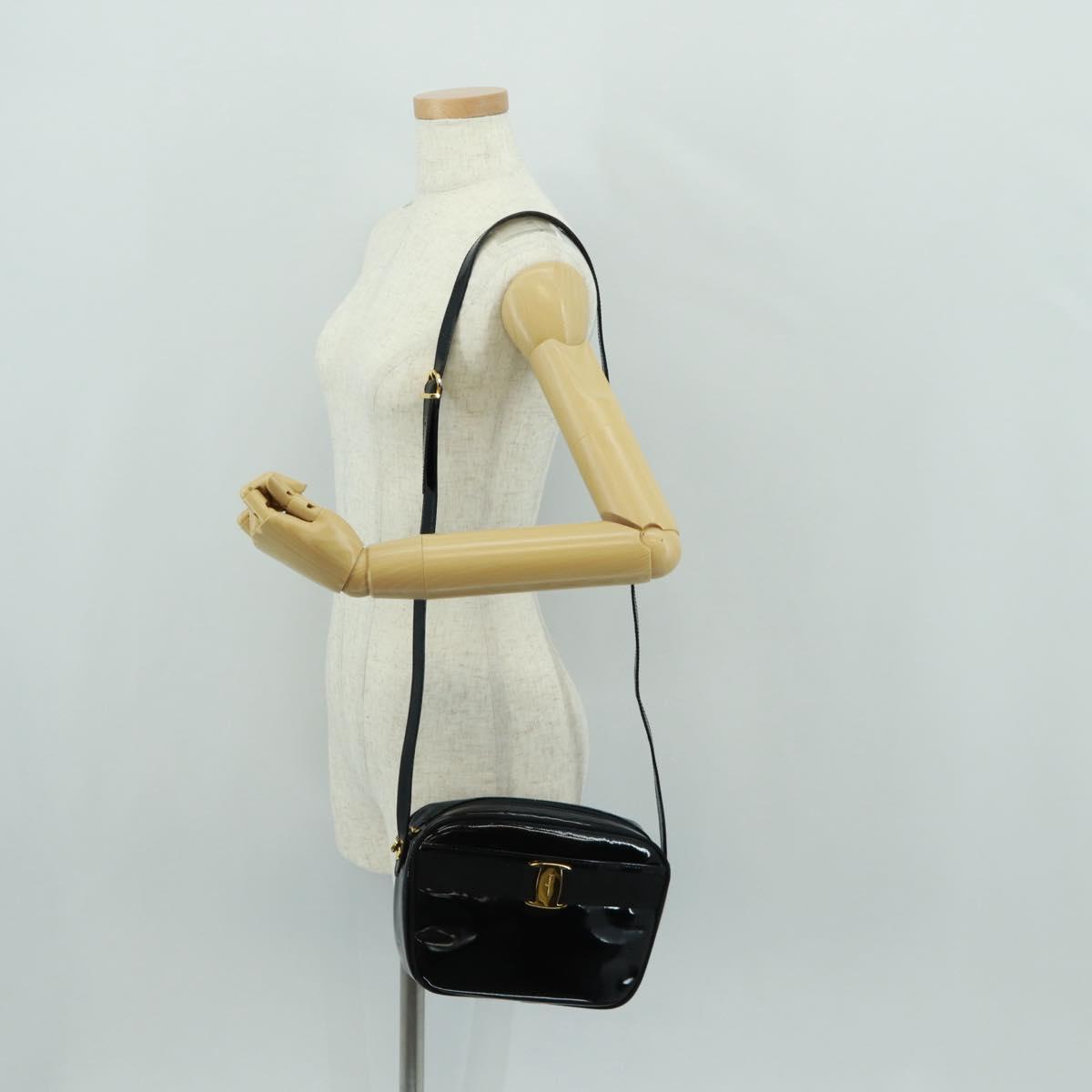 Salvatore Ferragamo Shoulder Bag Patent leather Black Gold Auth ka1226