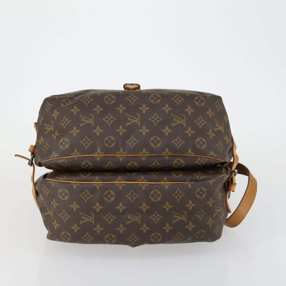 LOUIS VUITTON Monogram Saumur 35 Shoulder Bag M42254 LV Auth ka1233