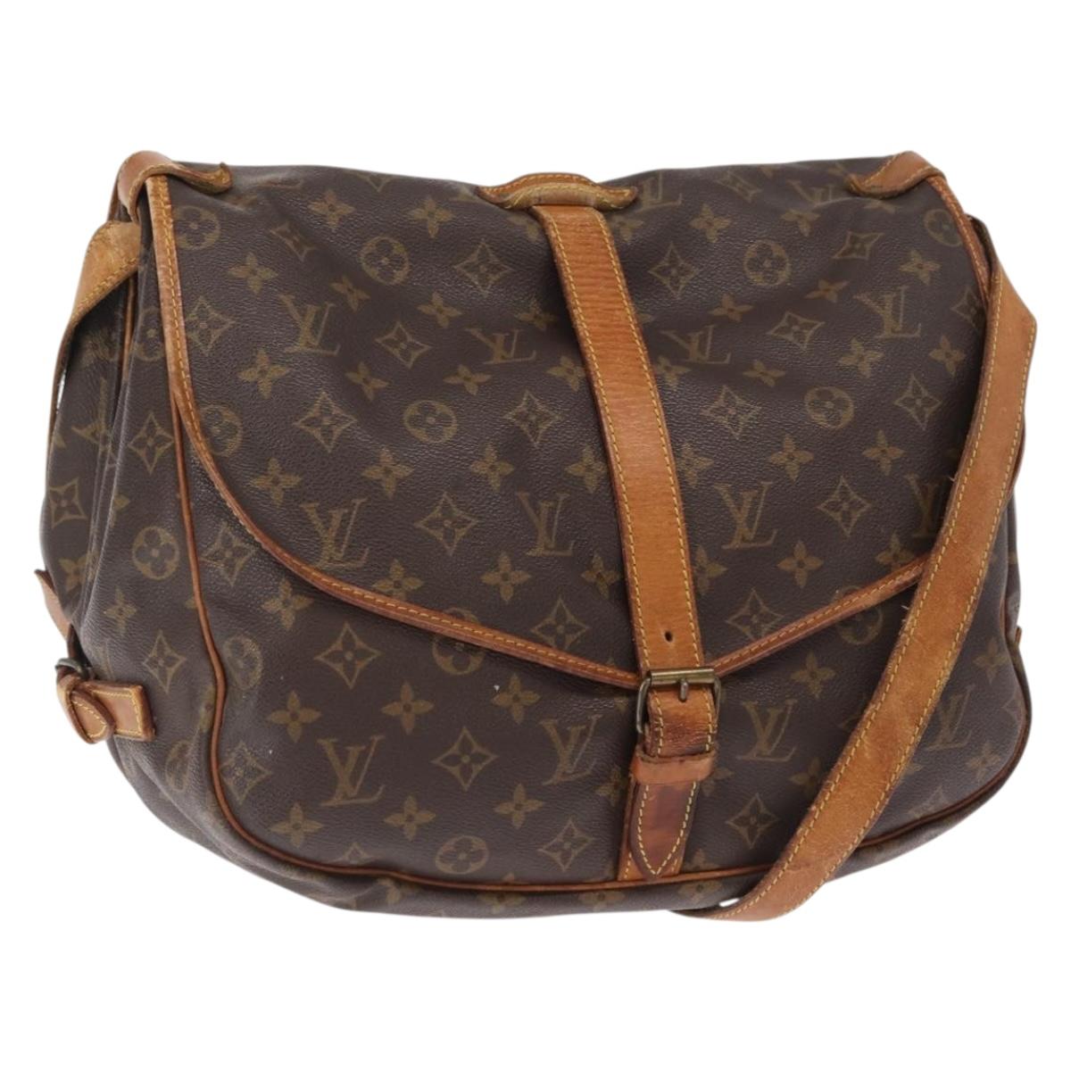 LOUIS VUITTON Monogram Saumur 35 Shoulder Bag M42254 LV Auth ka1244