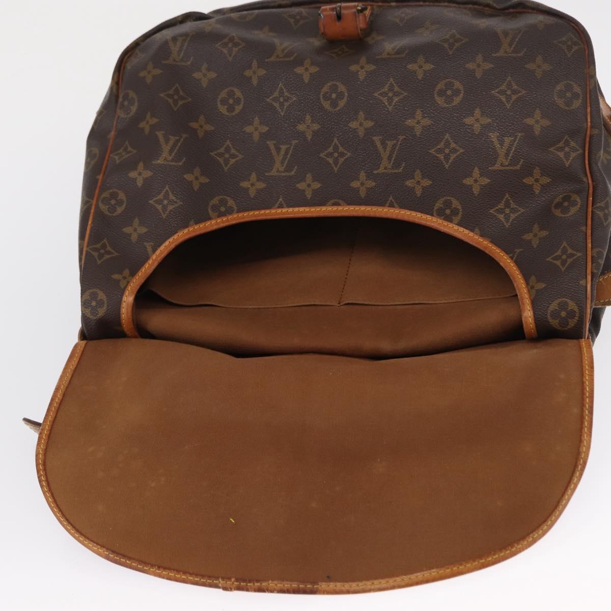 LOUIS VUITTON Monogram Saumur 35 Shoulder Bag M42254 LV Auth ka1244