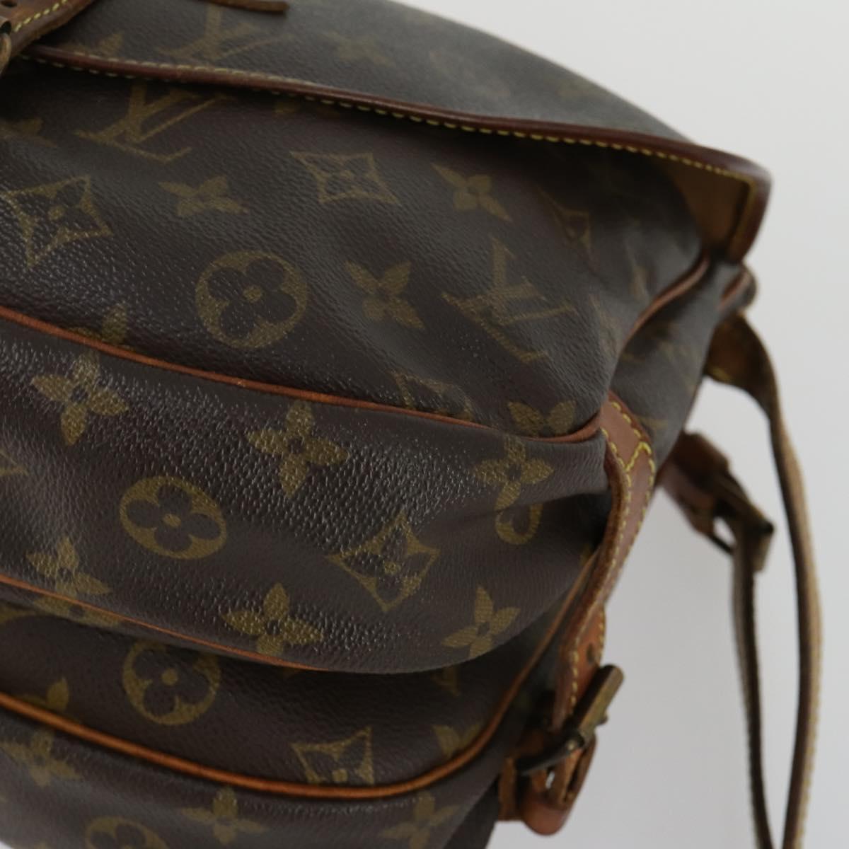 LOUIS VUITTON Monogram Saumur 30 Shoulder Bag M42256 LV Auth ka1287