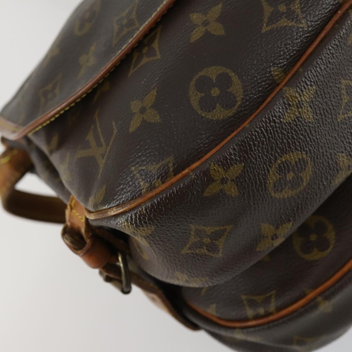 LOUIS VUITTON Monogram Saumur 30 Shoulder Bag M42256 LV Auth ka1287