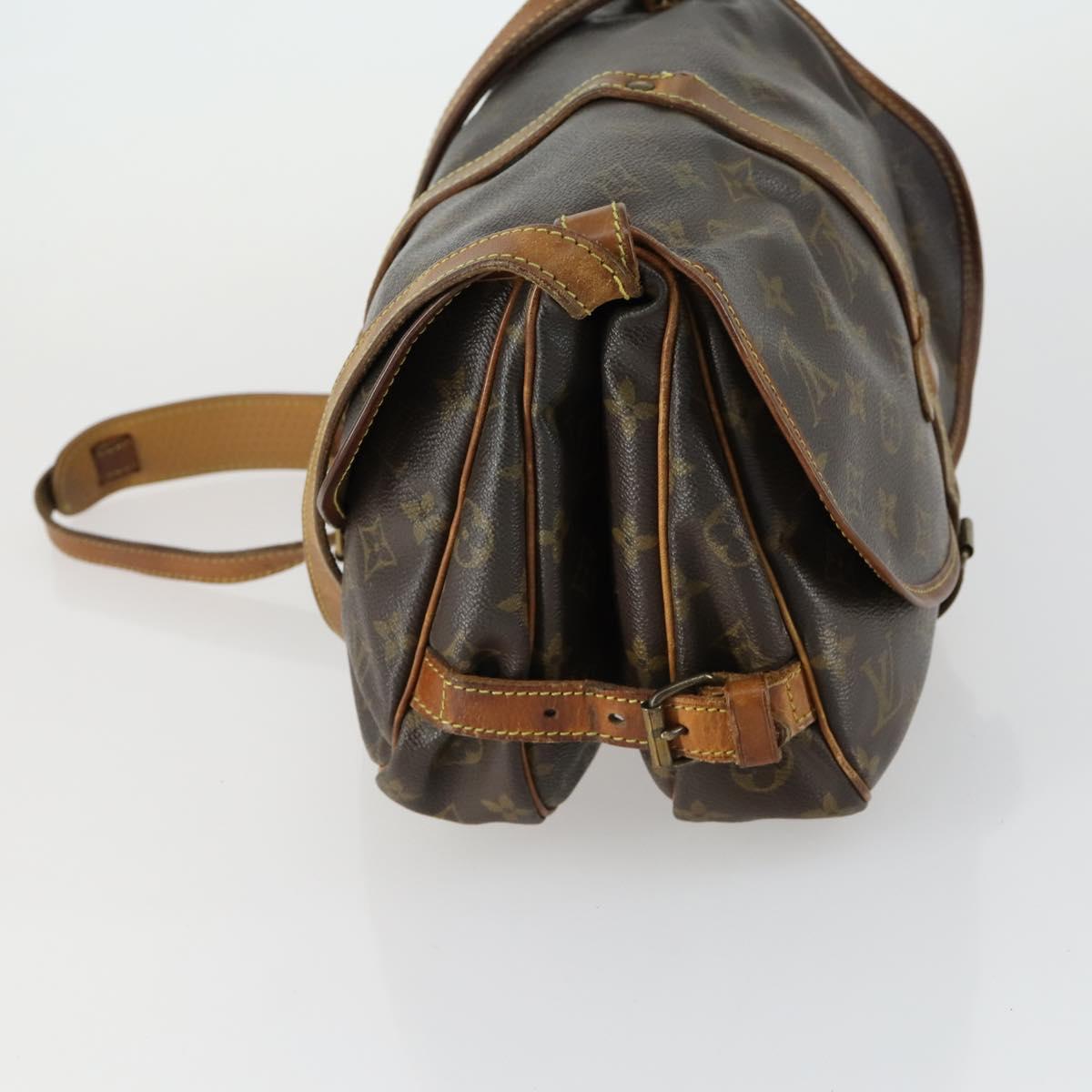 LOUIS VUITTON Monogram Saumur 30 Shoulder Bag M42256 LV Auth ka1287