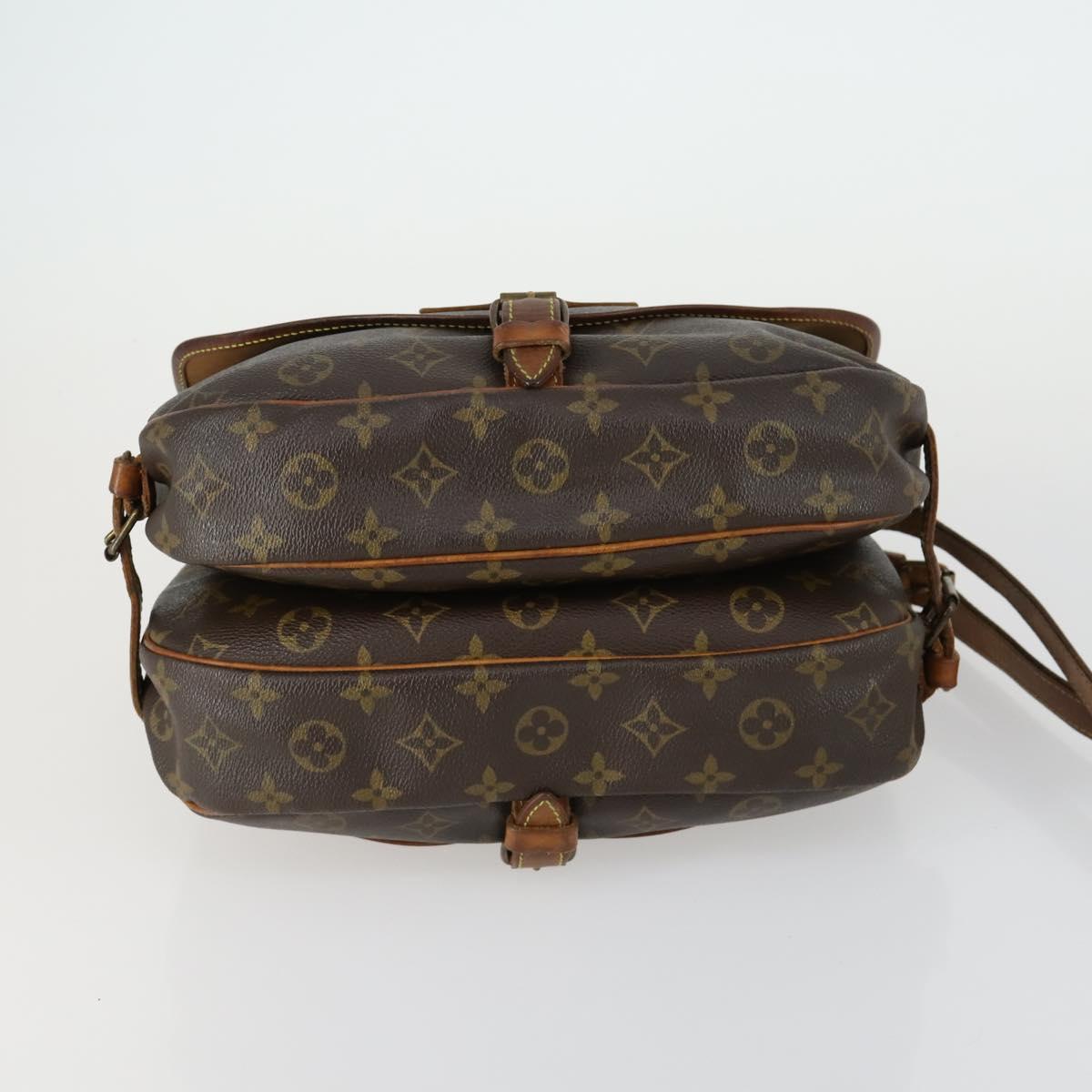 LOUIS VUITTON Monogram Saumur 30 Shoulder Bag M42256 LV Auth ka1287