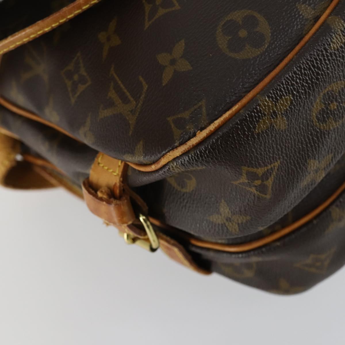 LOUIS VUITTON Monogram Saumur 30 Shoulder Bag M42256 LV Auth ka1312
