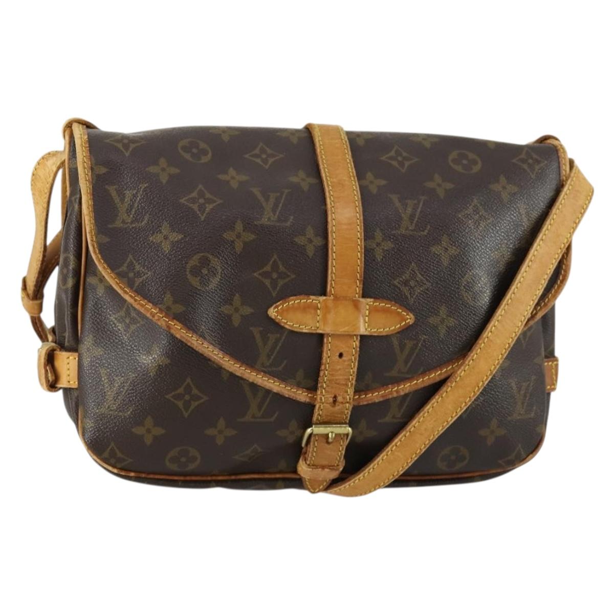 LOUIS VUITTON Monogram Saumur 30 Shoulder Bag M42256 LV Auth ka1312