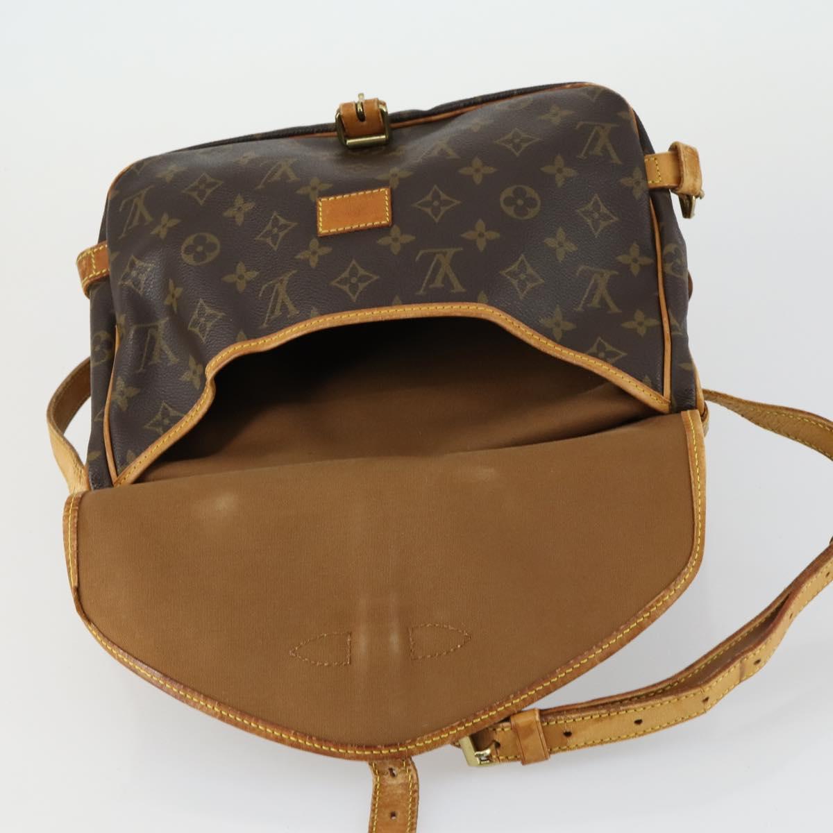 LOUIS VUITTON Monogram Saumur 30 Shoulder Bag M42256 LV Auth ka1312