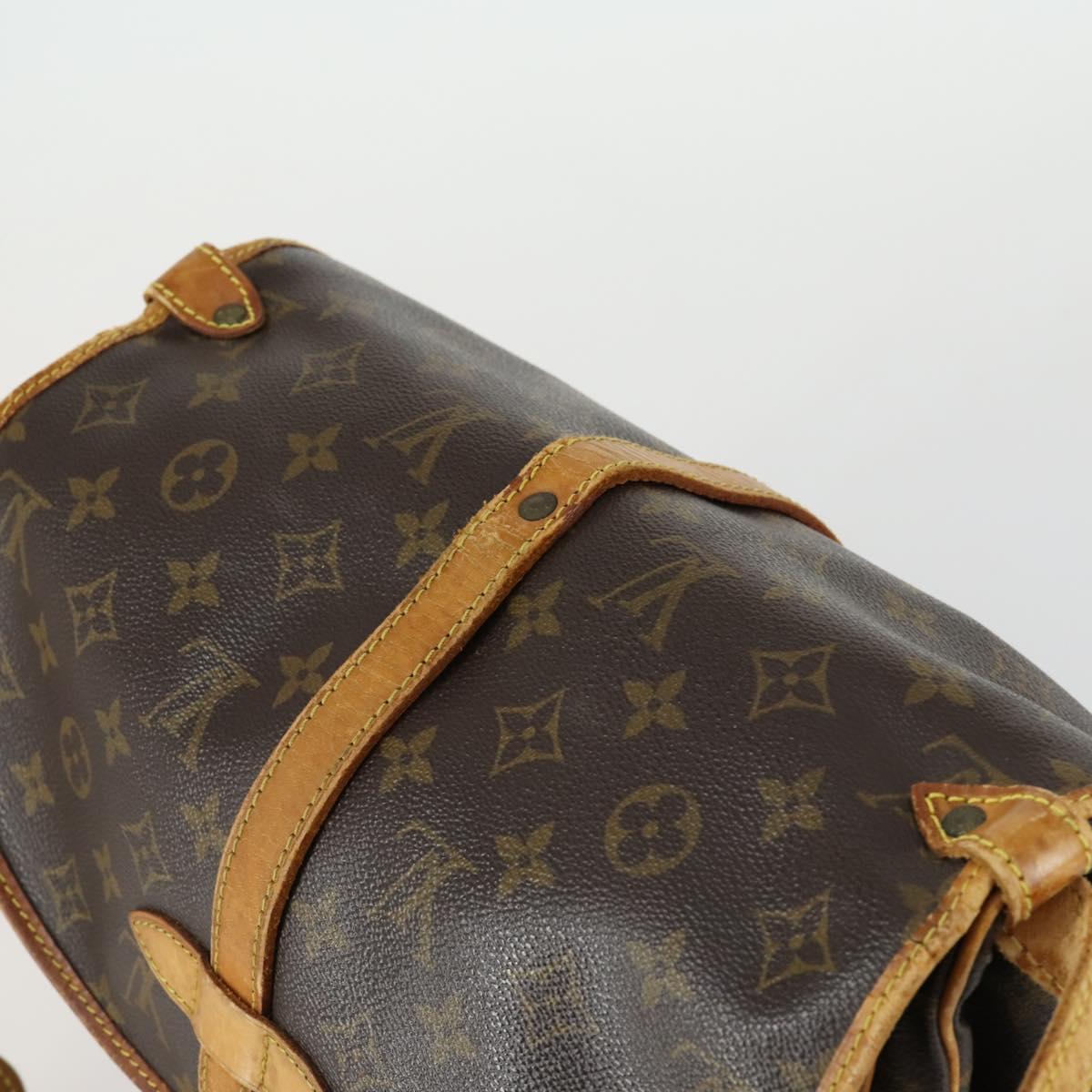 LOUIS VUITTON Monogram Saumur 30 Shoulder Bag M42256 LV Auth ka1312