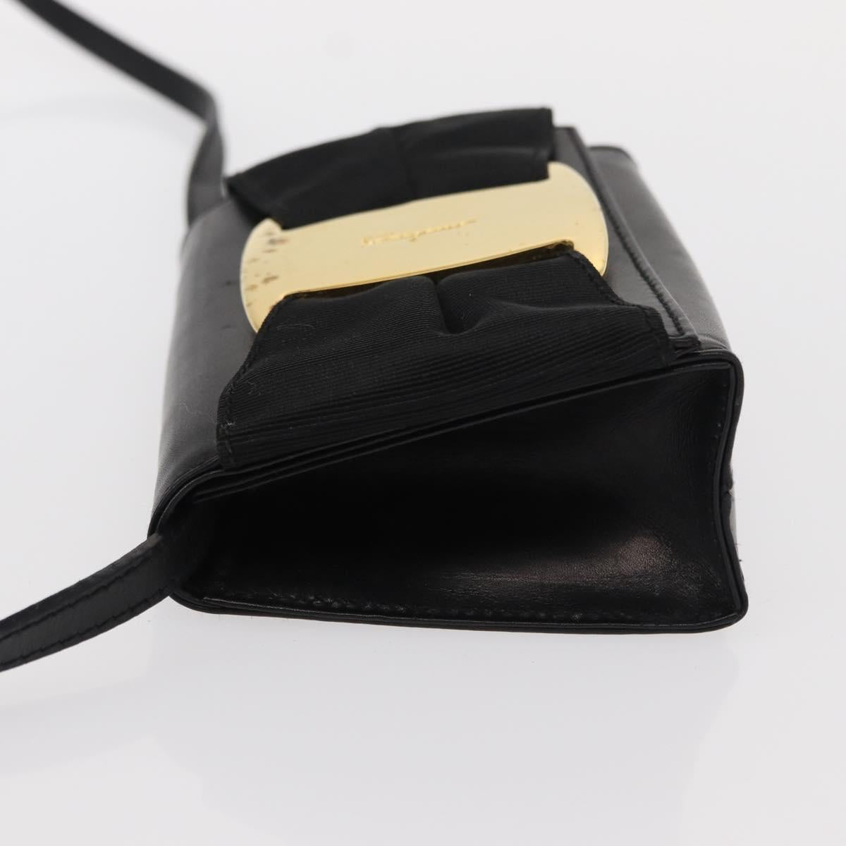 Salvatore Ferragamo Vala Shoulder Bag Leather Black Gold Auth ka135