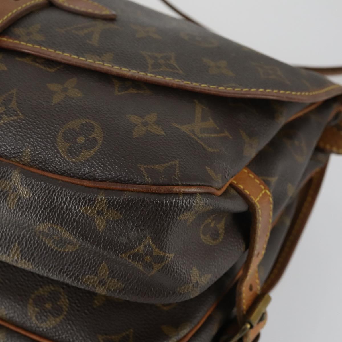 LOUIS VUITTON Monogram Saumur 30 Shoulder Bag M42256 LV Auth ka1380