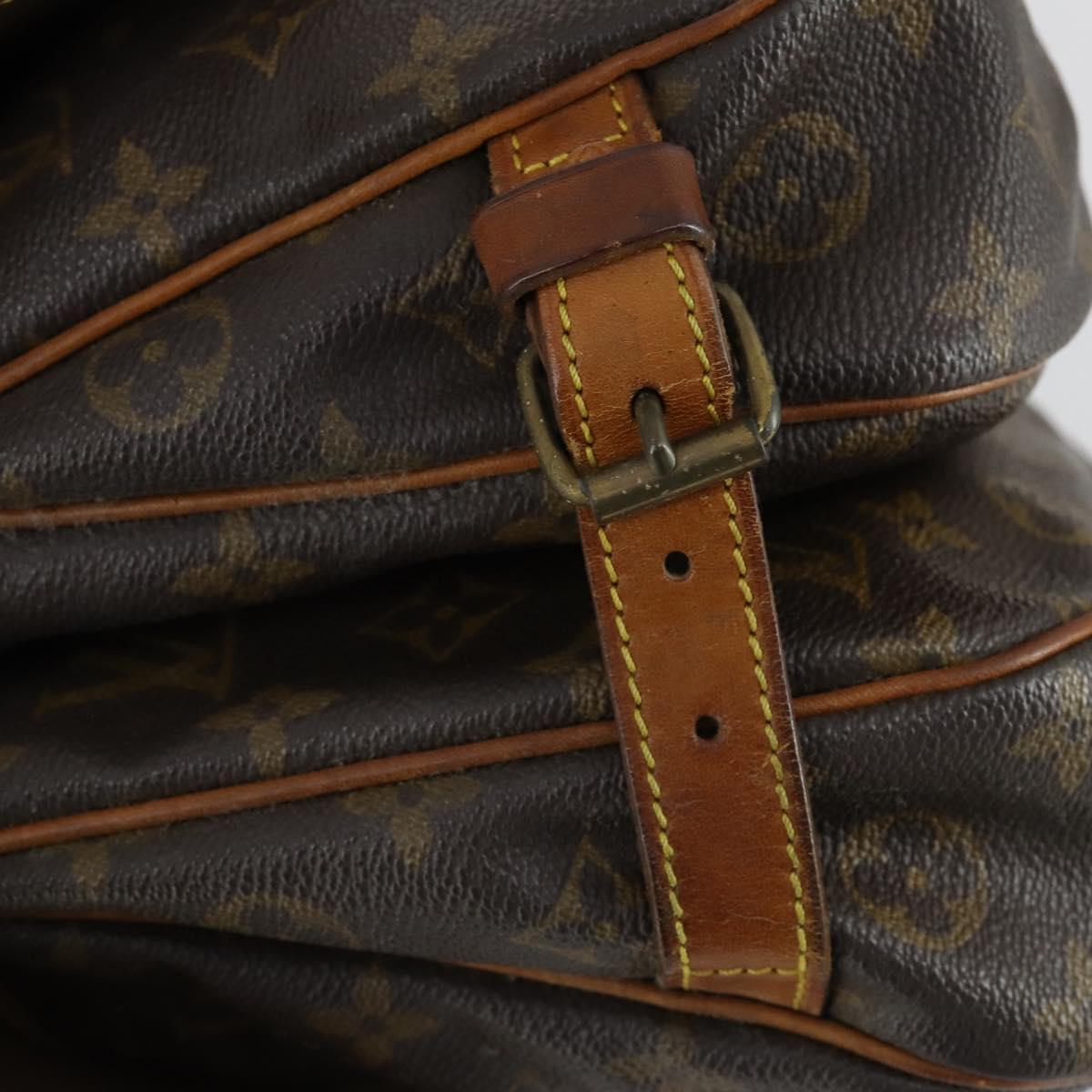 LOUIS VUITTON Monogram Saumur 30 Shoulder Bag M42256 LV Auth ka1380