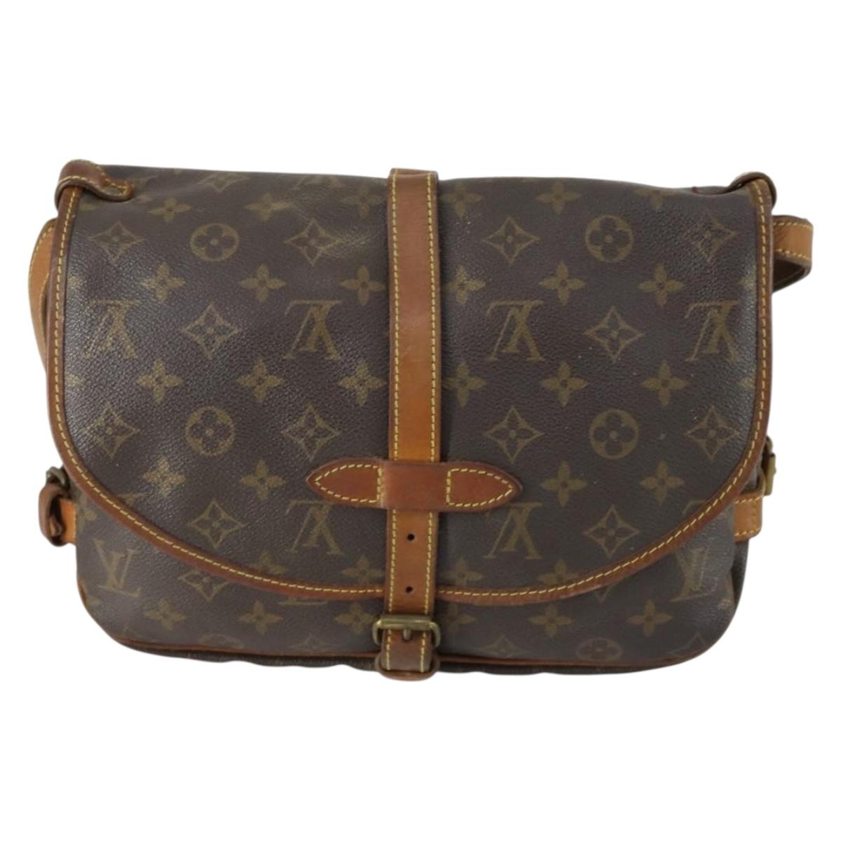 LOUIS VUITTON Monogram Saumur 30 Shoulder Bag M42256 LV Auth ka1380