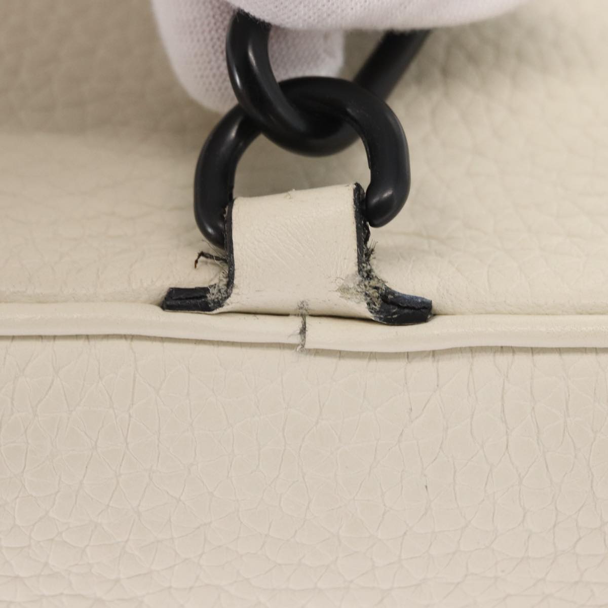 LOUIS VUITTON Christopher XS Bag Taurillon Leather White M58493 Auth ka147M