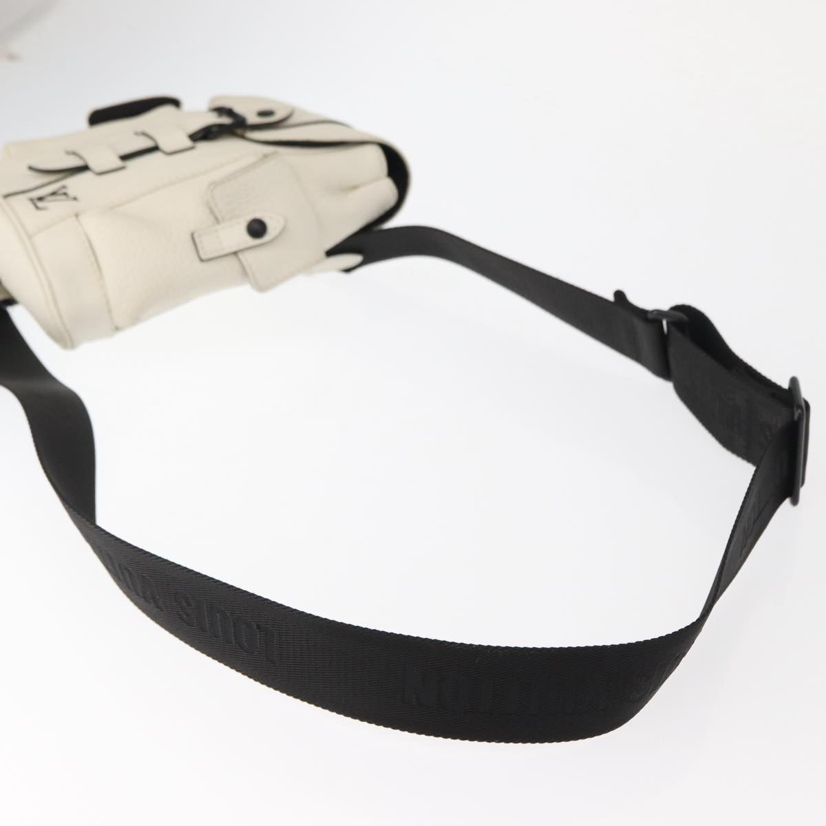 LOUIS VUITTON Christopher XS Bag Taurillon Leather White M58493 Auth ka147M