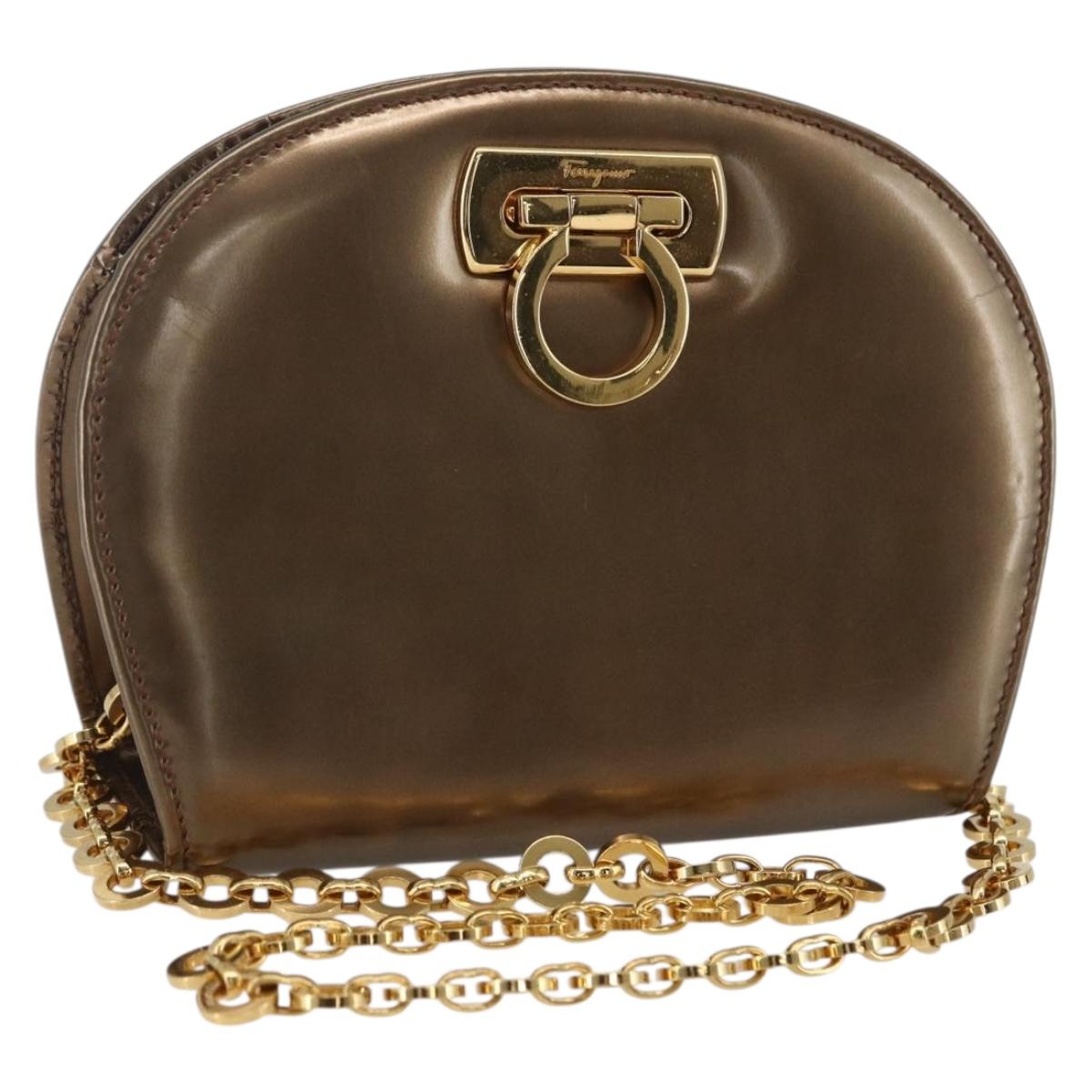 Salvatore Ferragamo Chain Gancini Shoulder Bag Patent leather Gold Auth ka1672