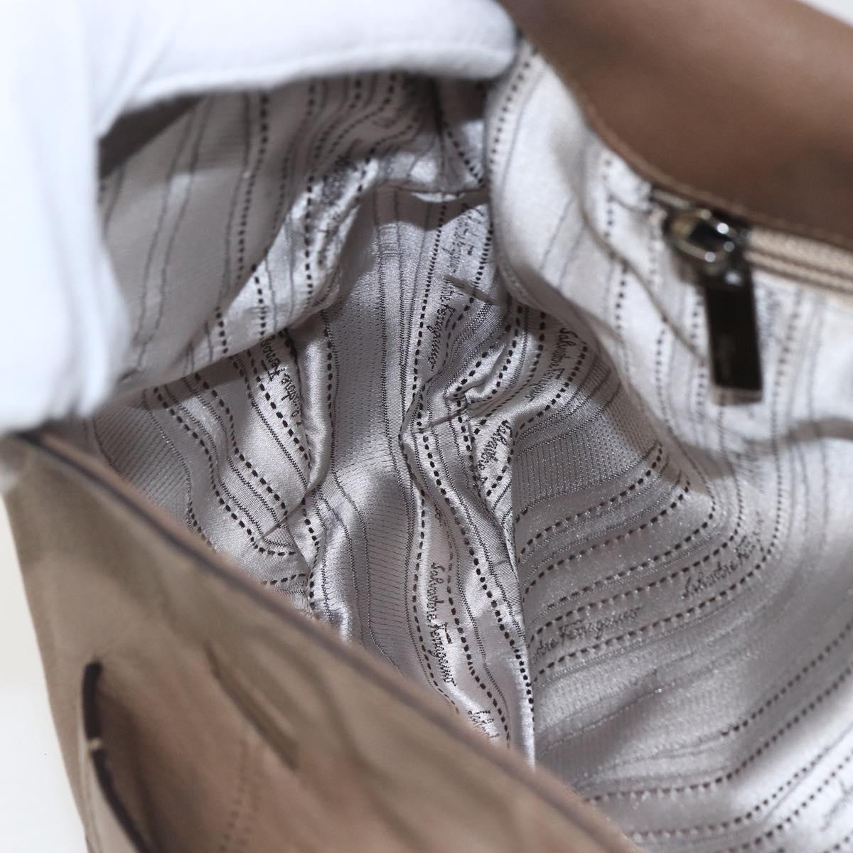 Salvatore Ferragamo Gancini Shoulder Bag Leather Beige Auth ka1679