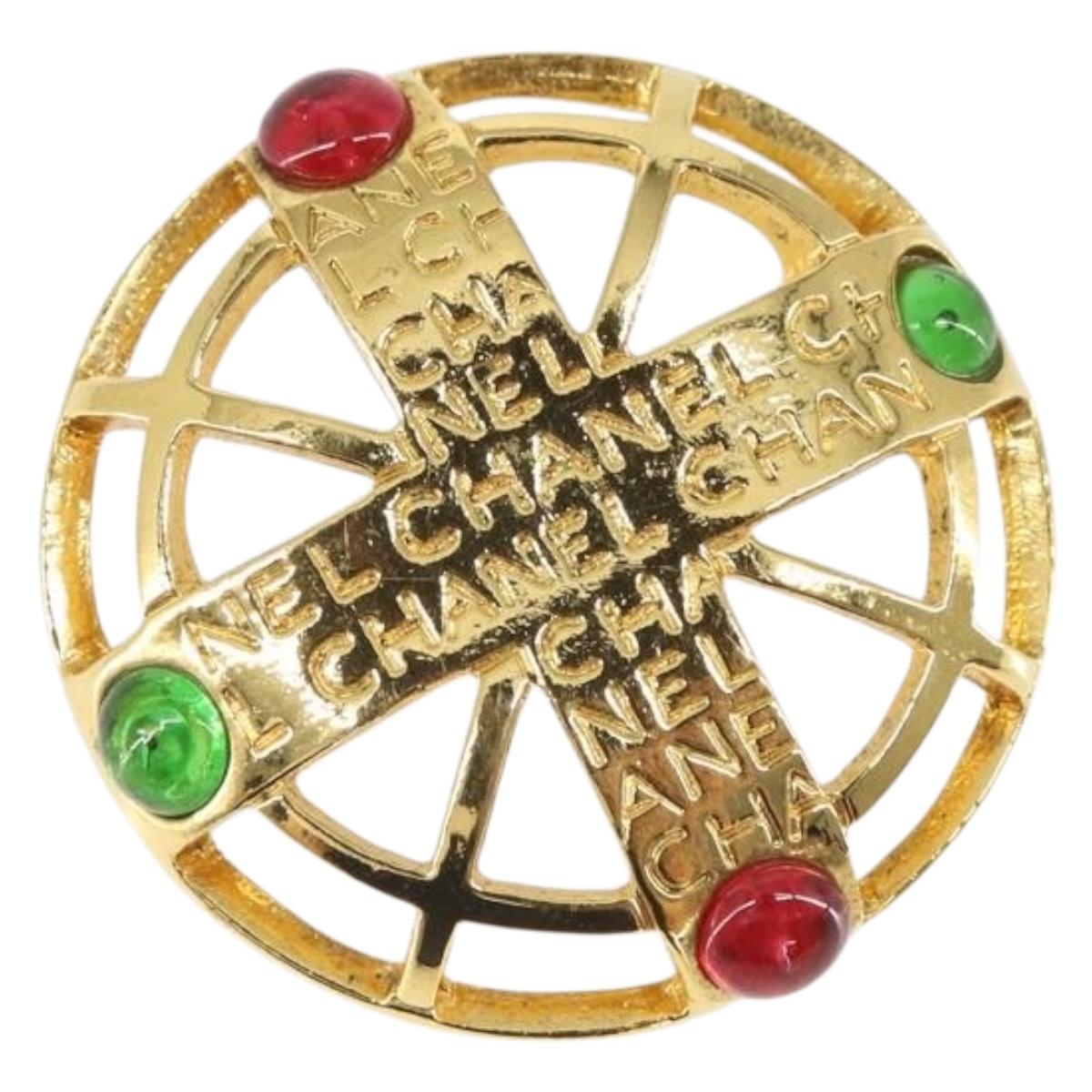 CHANEL Brooch metal Gold CC Auth ka1735