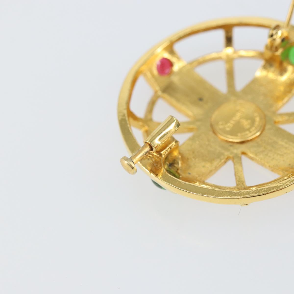 CHANEL Brooch metal Gold CC Auth ka1735