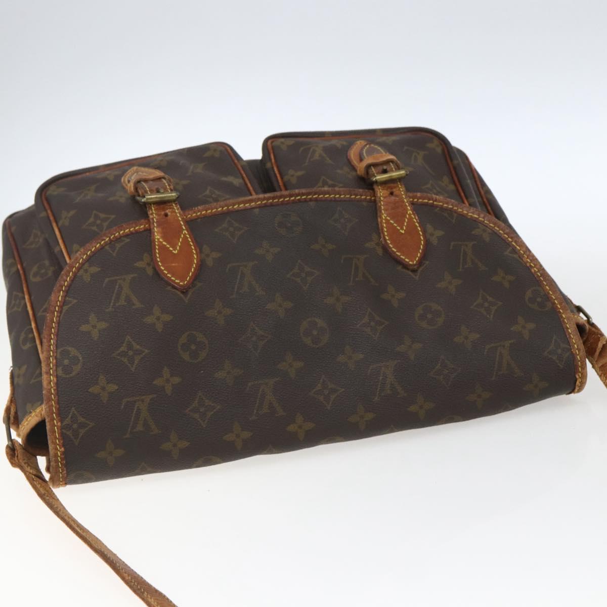 LOUIS VUITTON Monogram Sac Bazas Japon Shoulder Bag M99013 LV Auth ka1763
