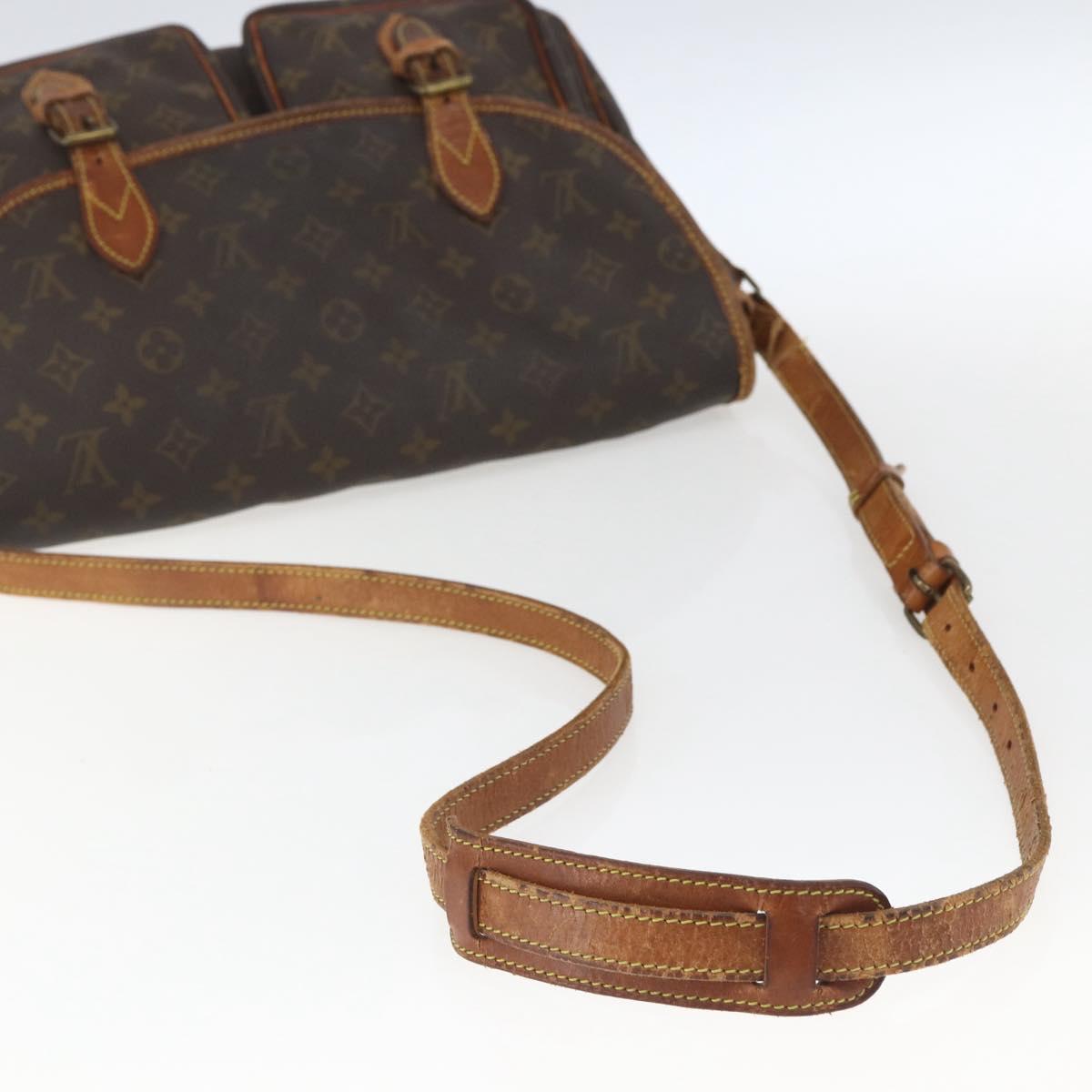 LOUIS VUITTON Monogram Sac Bazas Japon Shoulder Bag M99013 LV Auth ka1763