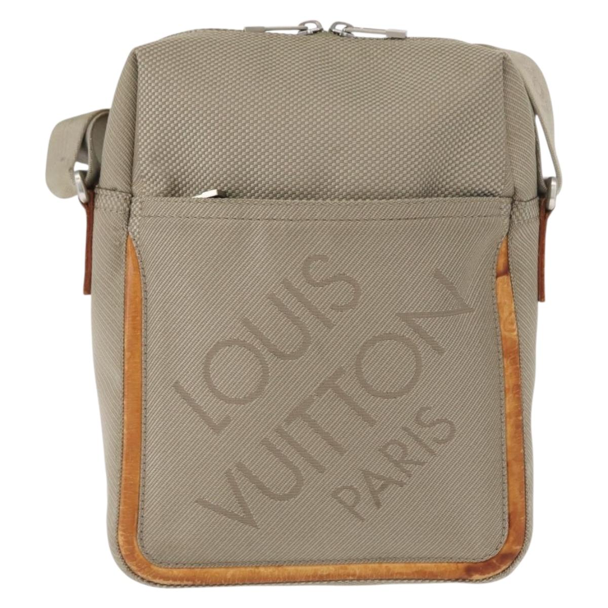 LOUIS VUITTON Damier Geant Sitadan Shoulder Bag Beige Sabre M93041 Auth ka1774