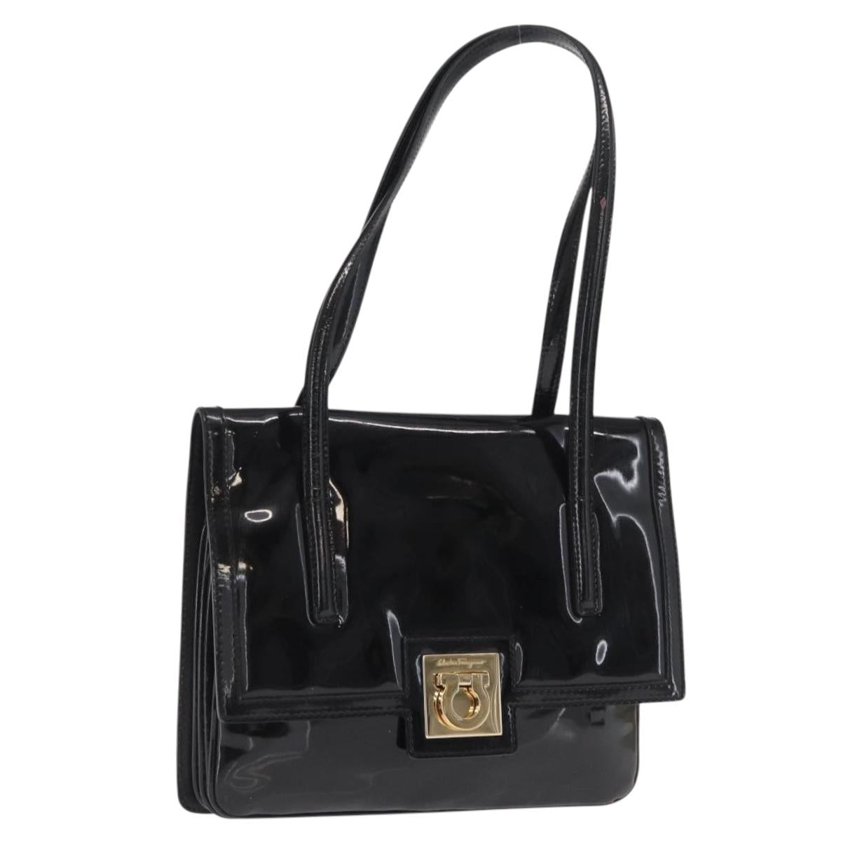 Salvatore Ferragamo Gancini Shoulder Bag Patent leather Gold Black Auth ka1897