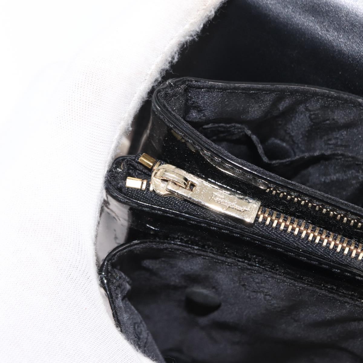 Salvatore Ferragamo Gancini Shoulder Bag Patent leather Gold Black Auth ka1897