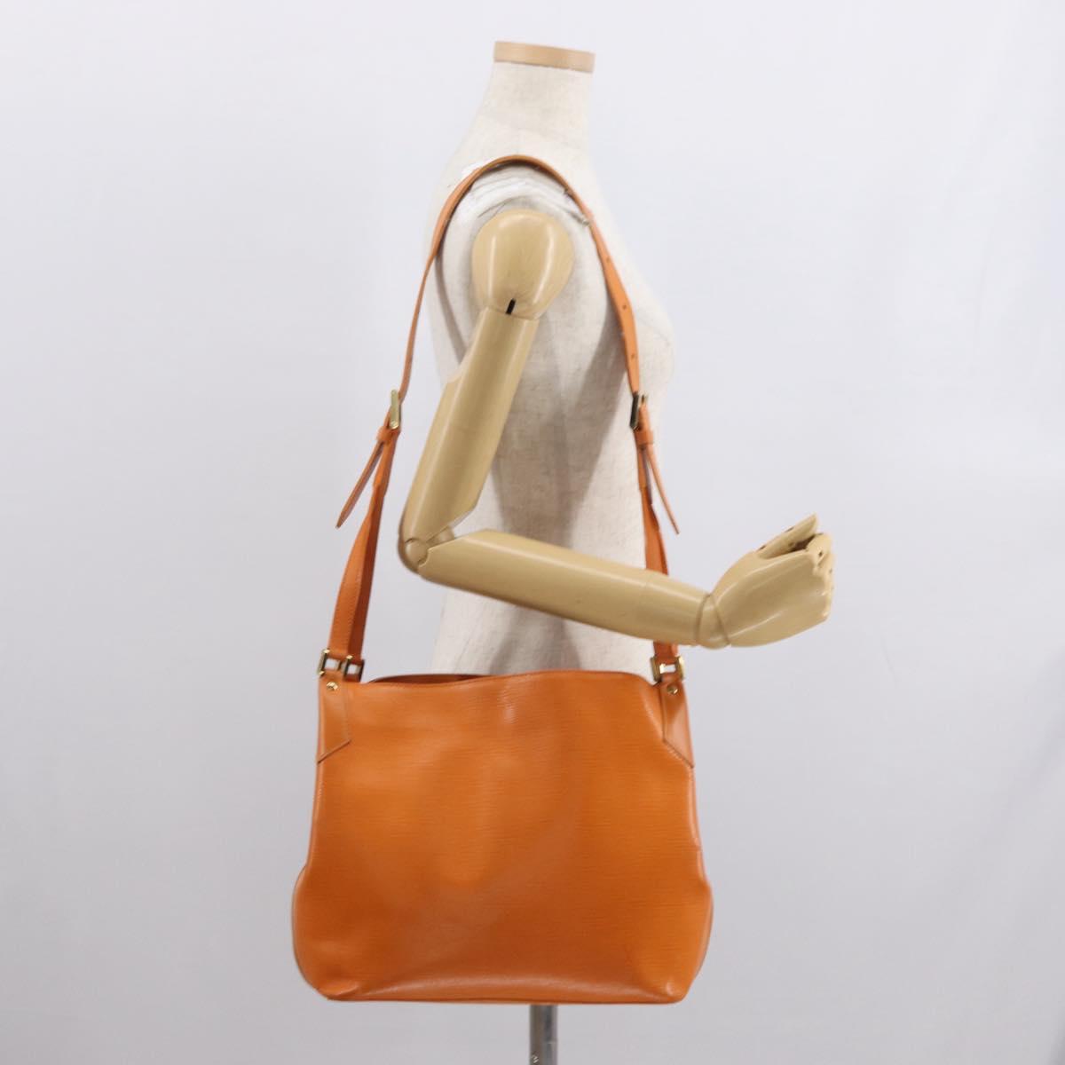 LOUIS VUITTON Epi Mandala MM Shoulder Bag Orange Mandarin M5889H LV Auth ka1947