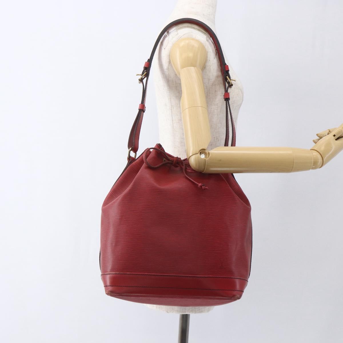 LOUIS VUITTON Epi Noe Shoulder Bag Red M44007 LV Auth ka1975