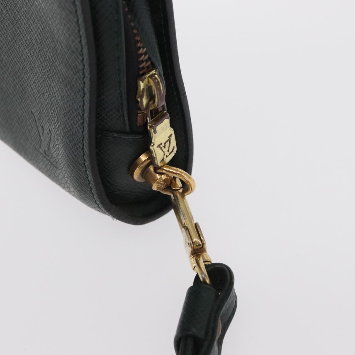 LOUIS VUITTON Taiga Baikal Clutch Bag Epicea M30184 LV Auth ka1986