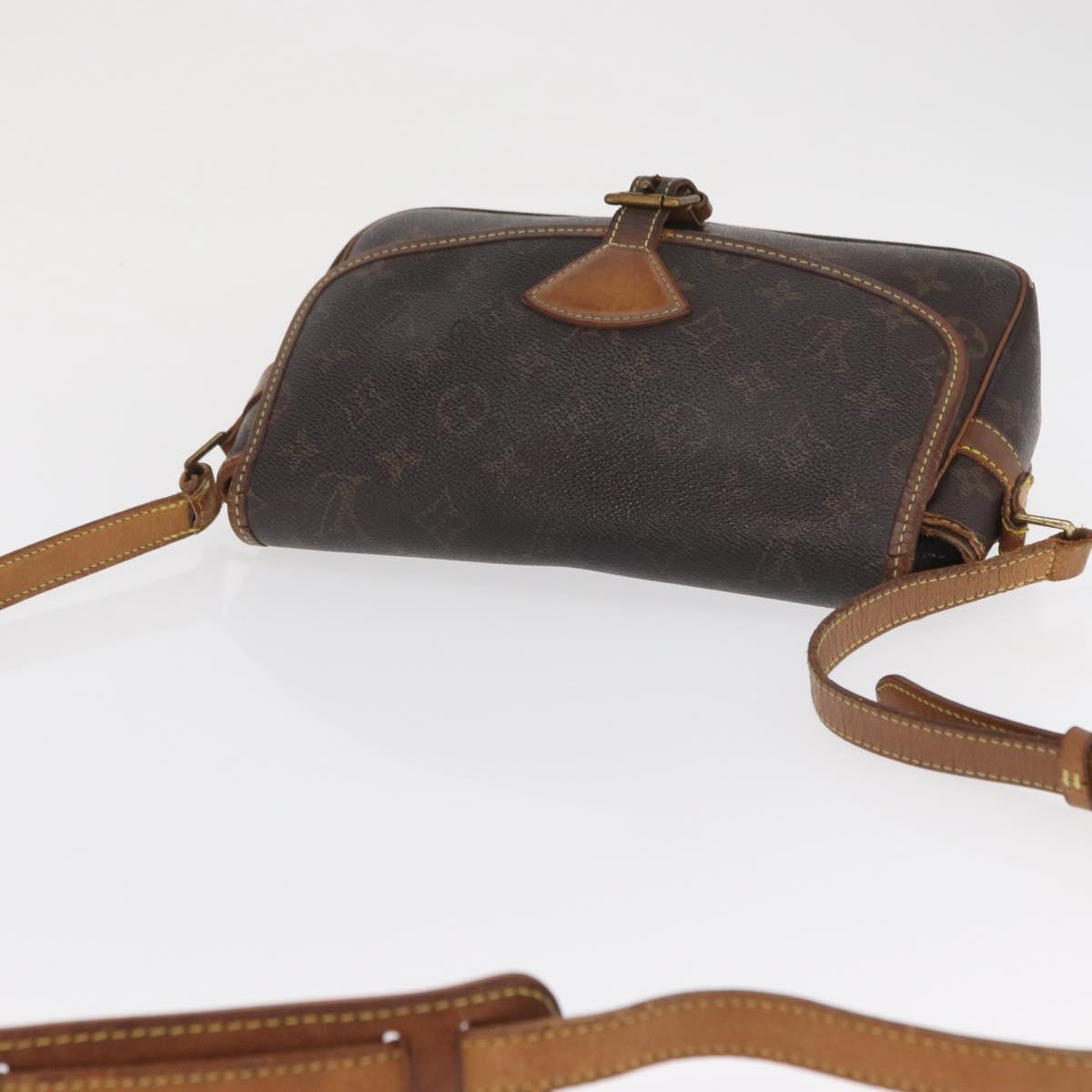 LOUIS VUITTON Monogram Sologne Shoulder Bag M42250 LV Auth ka2142