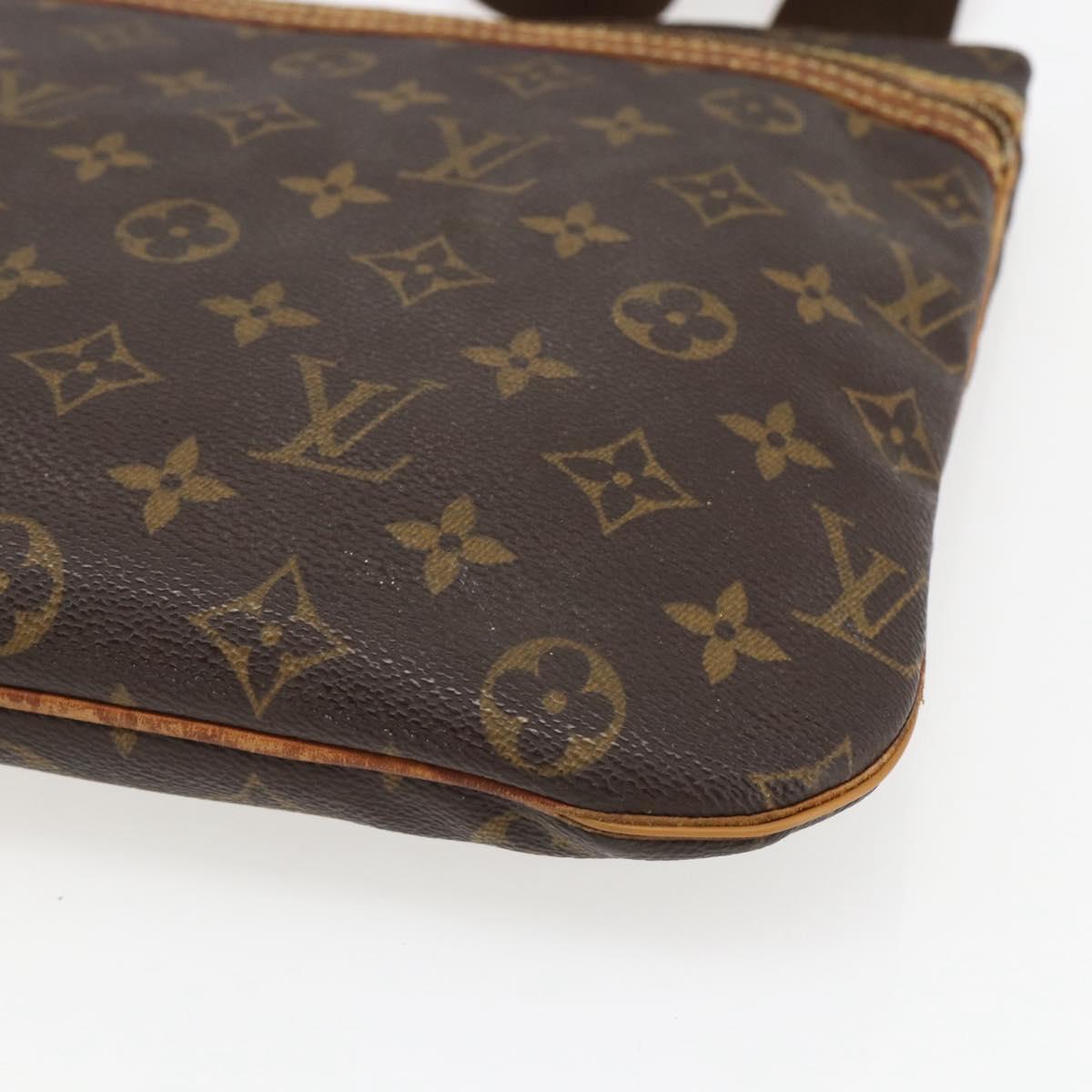 LOUIS VUITTON Monogram Pochette Bosphore Shoulder Bag M40044 LV Auth ka2151