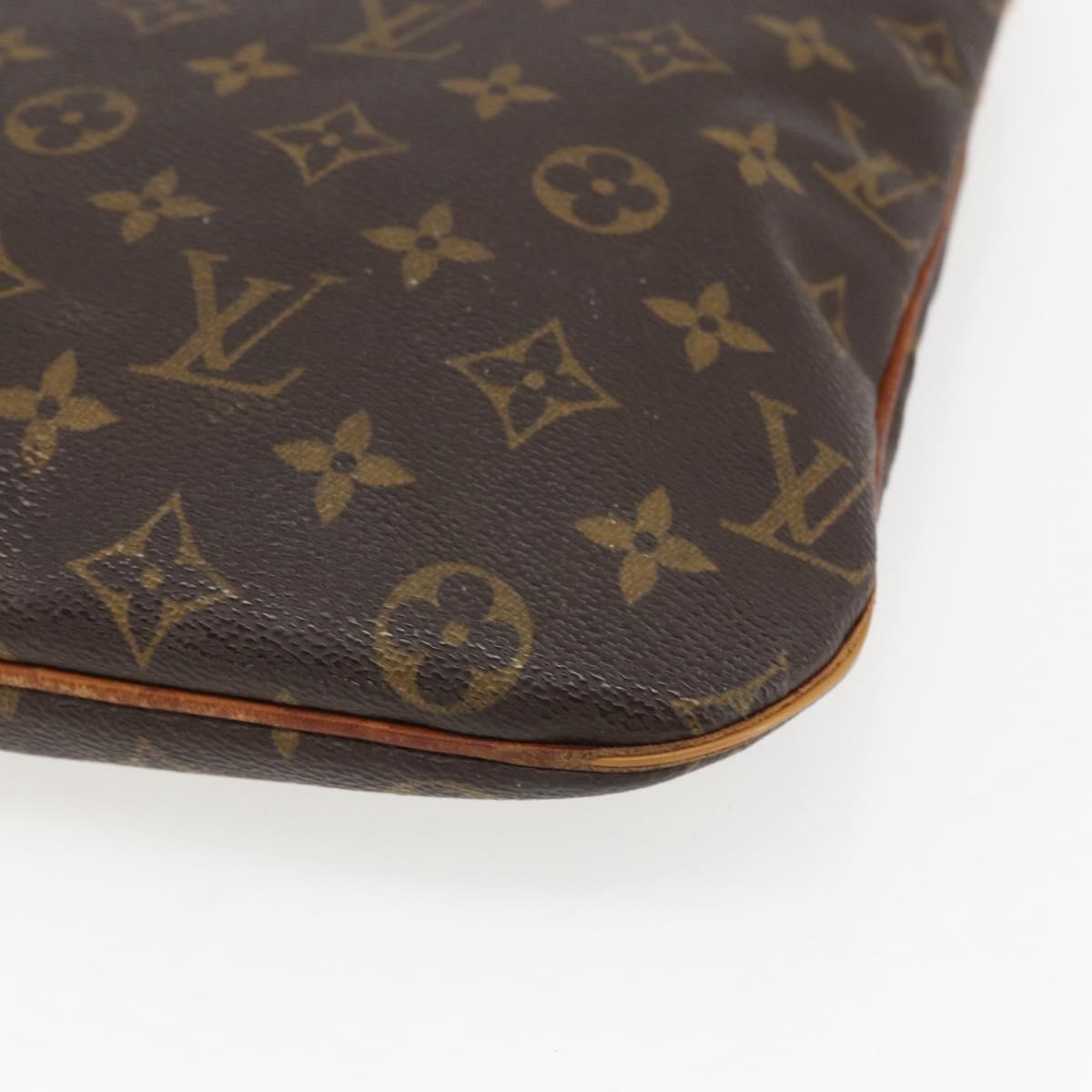 LOUIS VUITTON Monogram Pochette Bosphore Shoulder Bag M40044 LV Auth ka2151