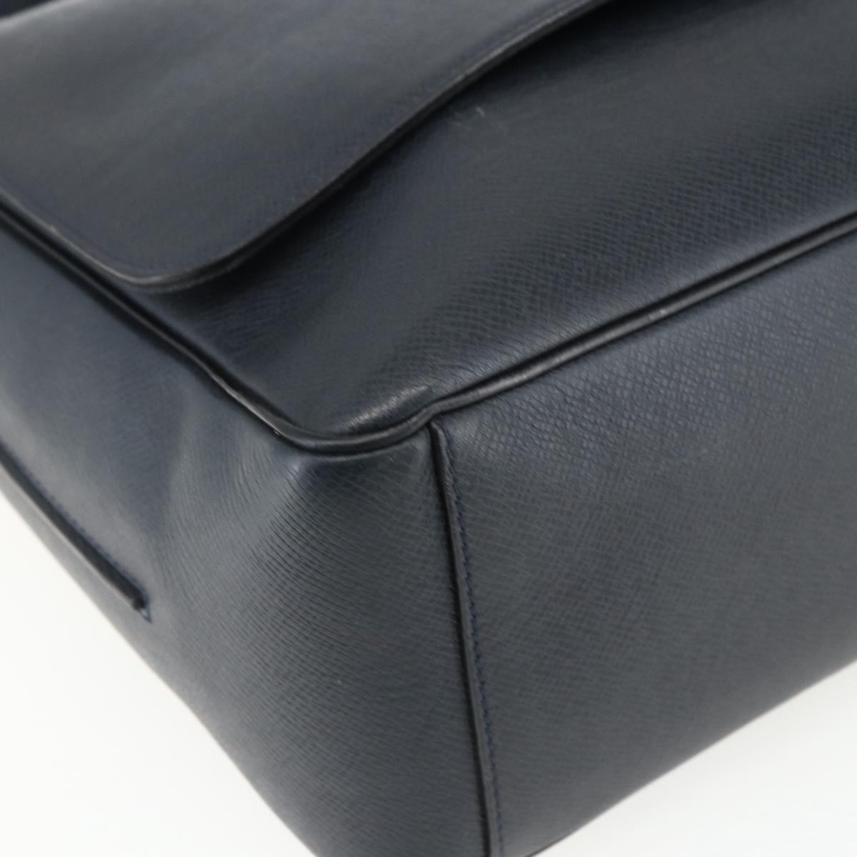 LOUIS VUITTON Taiga Roman MM Shoulder Bag Boreal M32624 LV Auth ka2186