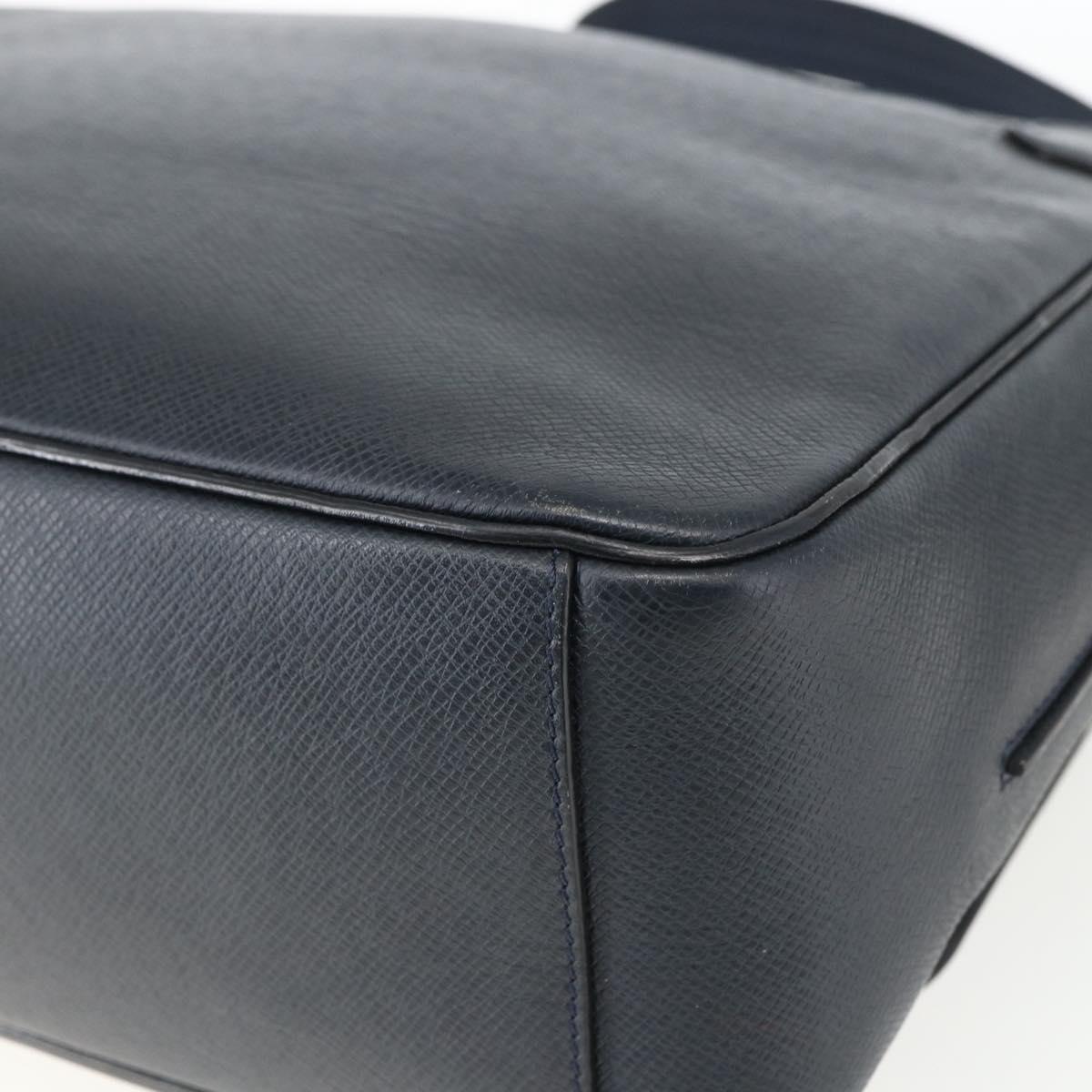 LOUIS VUITTON Taiga Roman MM Shoulder Bag Boreal M32624 LV Auth ka2186