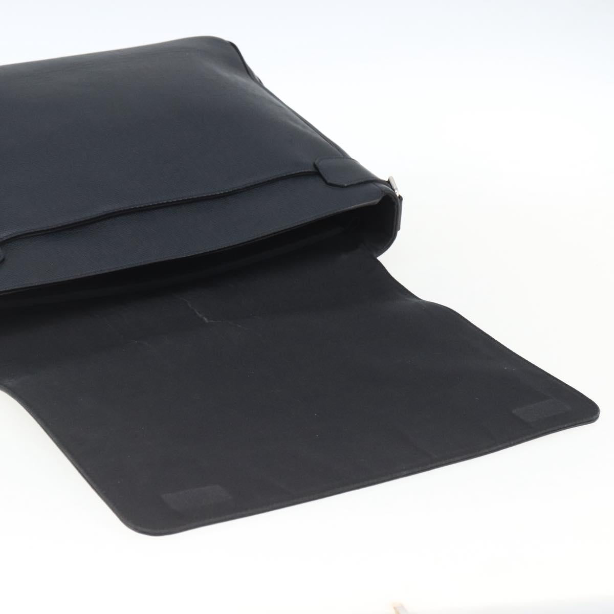 LOUIS VUITTON Taiga Roman MM Shoulder Bag Boreal M32624 LV Auth ka2186