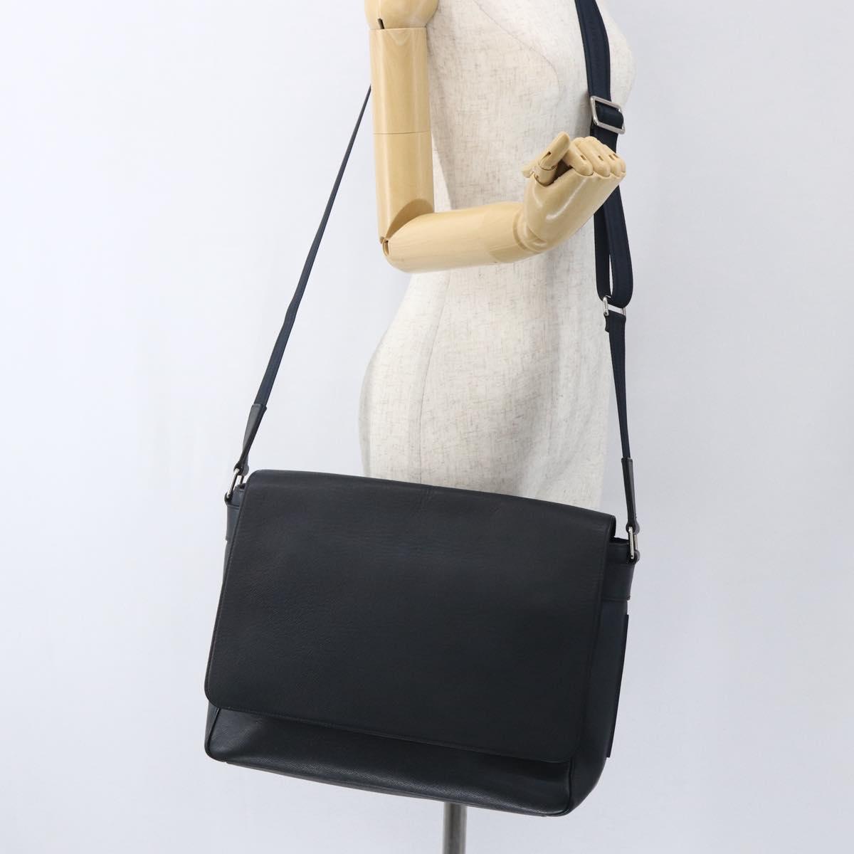 LOUIS VUITTON Taiga Roman MM Shoulder Bag Boreal M32624 LV Auth ka2186