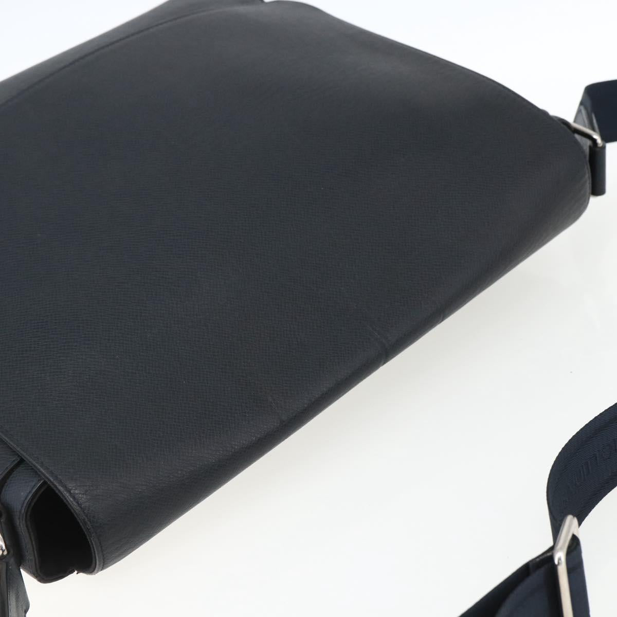 LOUIS VUITTON Taiga Roman MM Shoulder Bag Boreal M32624 LV Auth ka2186