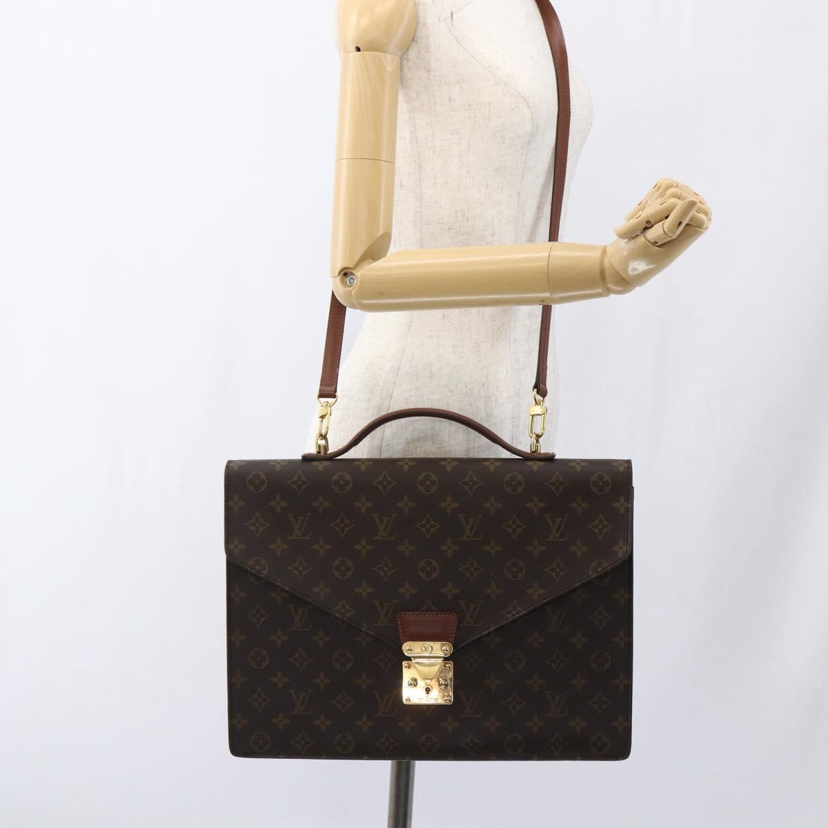 LOUIS VUITTON Monogram Porte Documents Bandouliere Bag M53338 LV Auth ka2282A