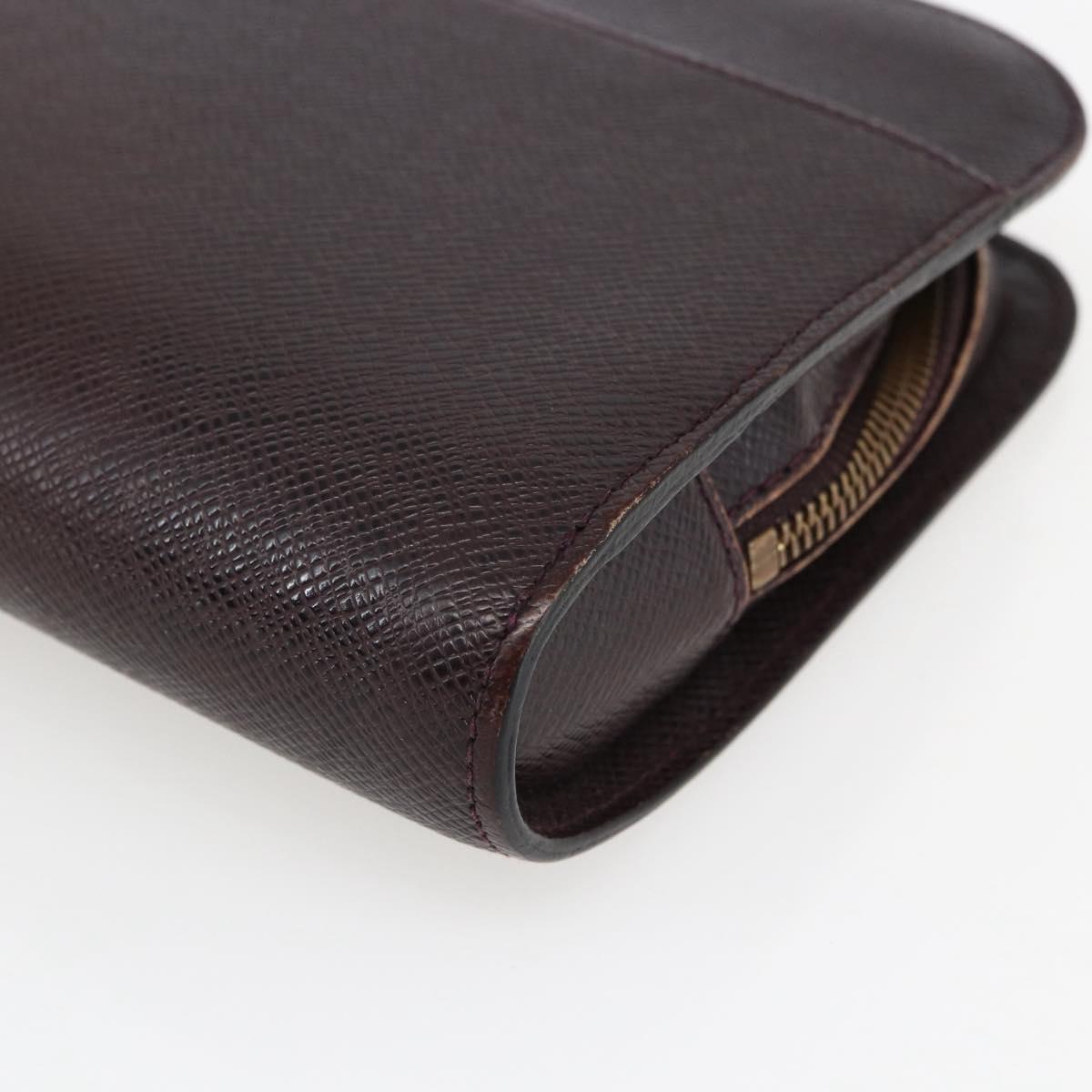 LOUIS VUITTON Taiga Baikal Clutch Bag Acajou M30186 LV Auth ka2397