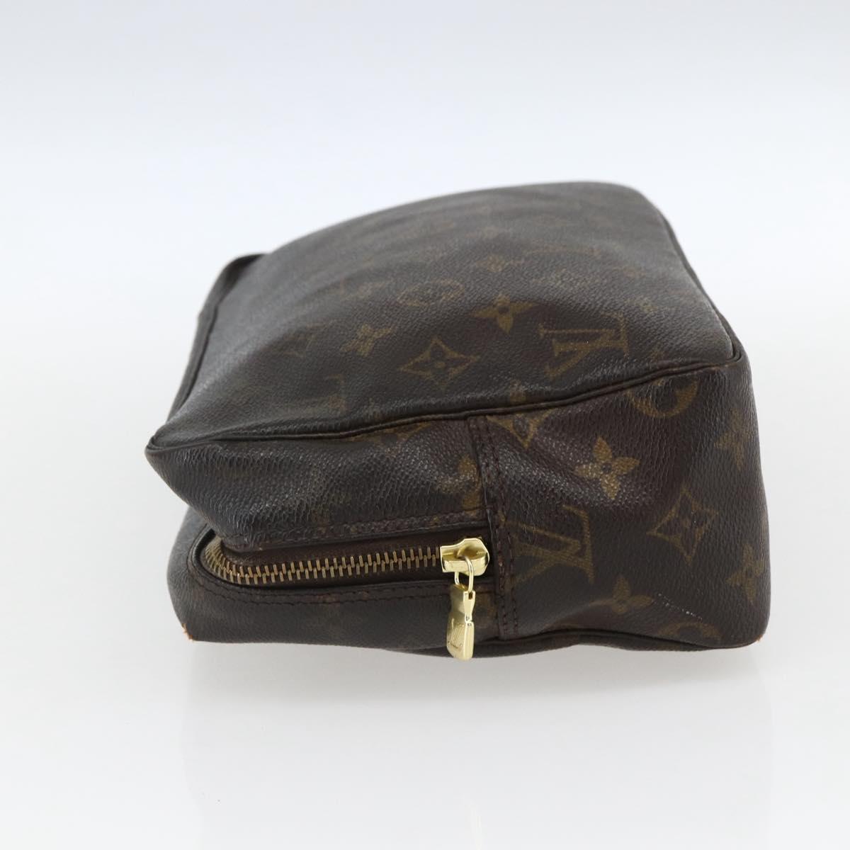 LOUIS VUITTON Monogram Trousse Toilette 28 Clutch Bag M47522 LV Auth ka2412