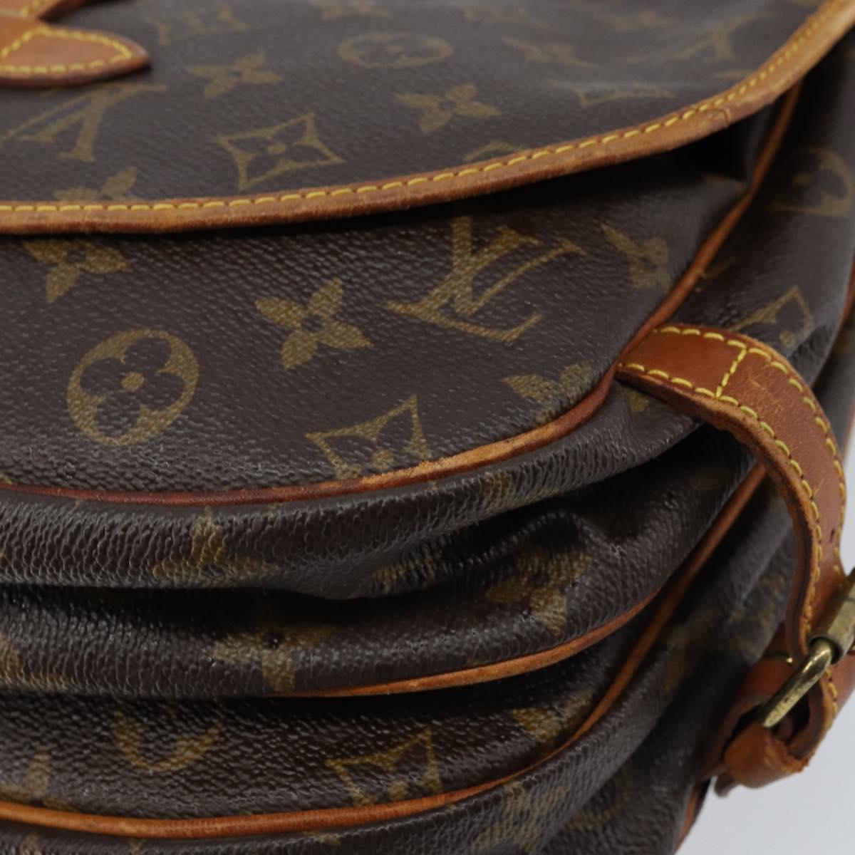 LOUIS VUITTON Monogram Saumur 30 Shoulder Bag M42256 LV Auth ka2534