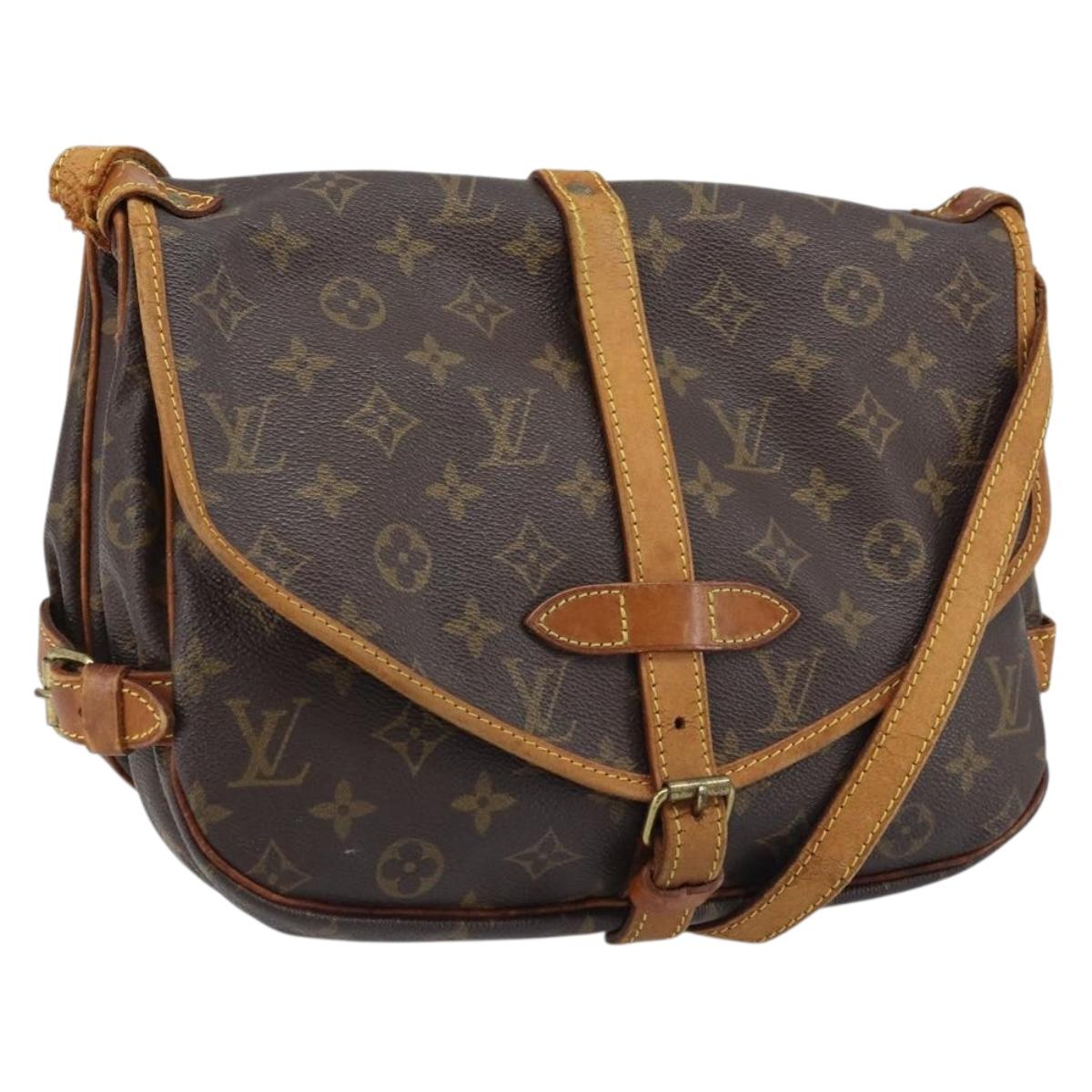 LOUIS VUITTON Monogram Saumur 30 Shoulder Bag M42256 LV Auth ka2534